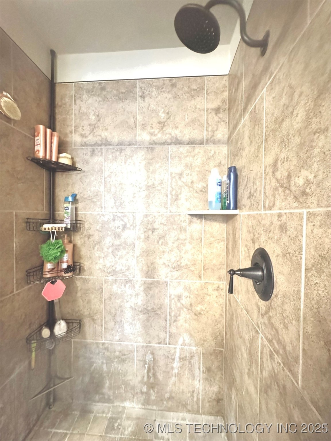 504 Laleh Court Property Photo 15