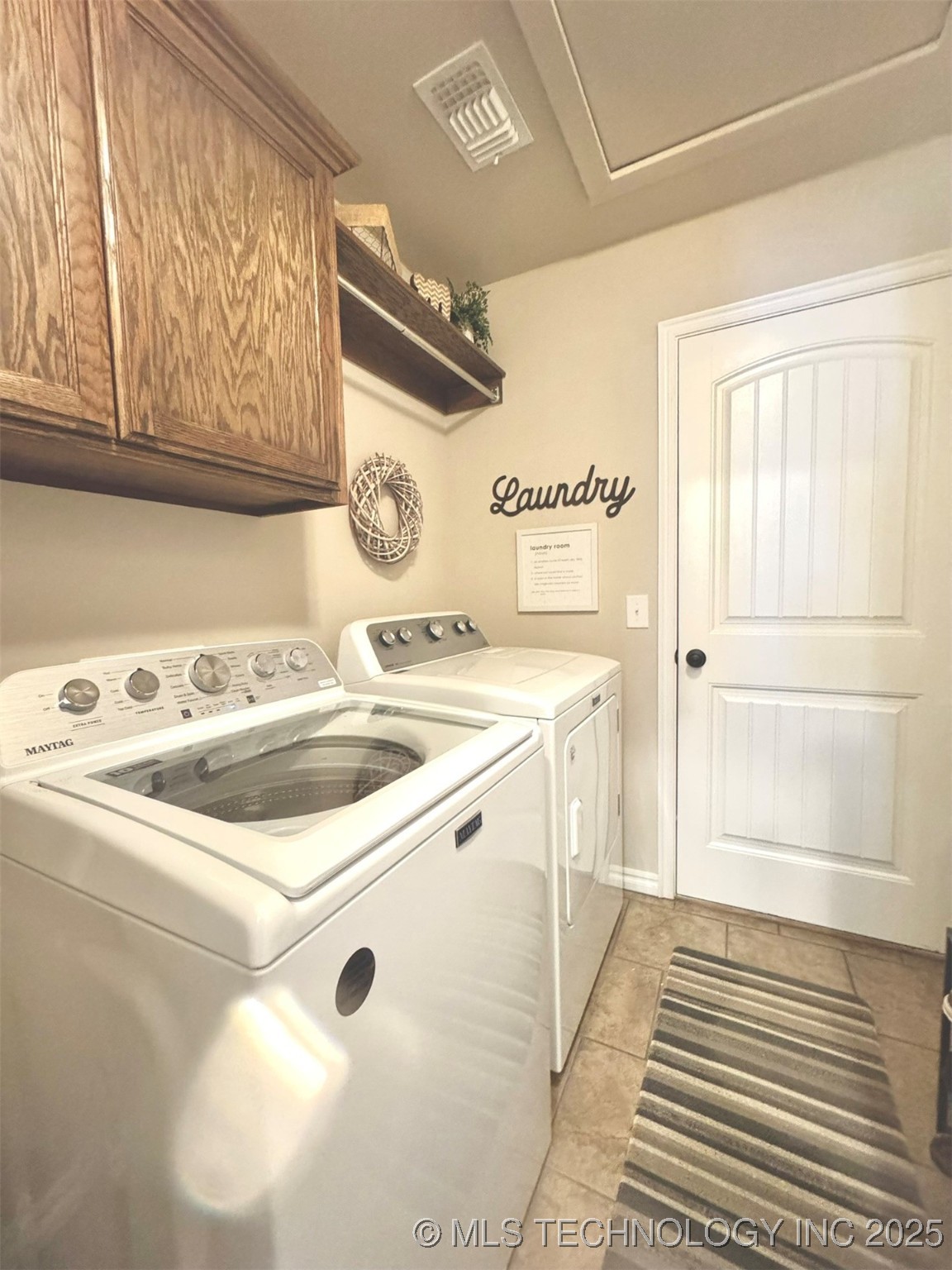 504 Laleh Court Property Photo 18
