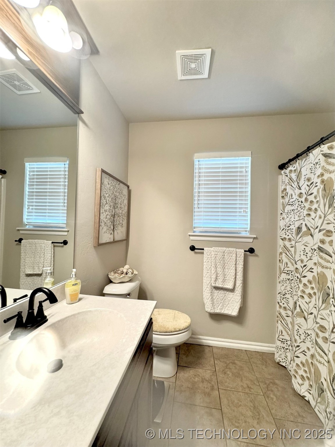 504 Laleh Court Property Photo 21