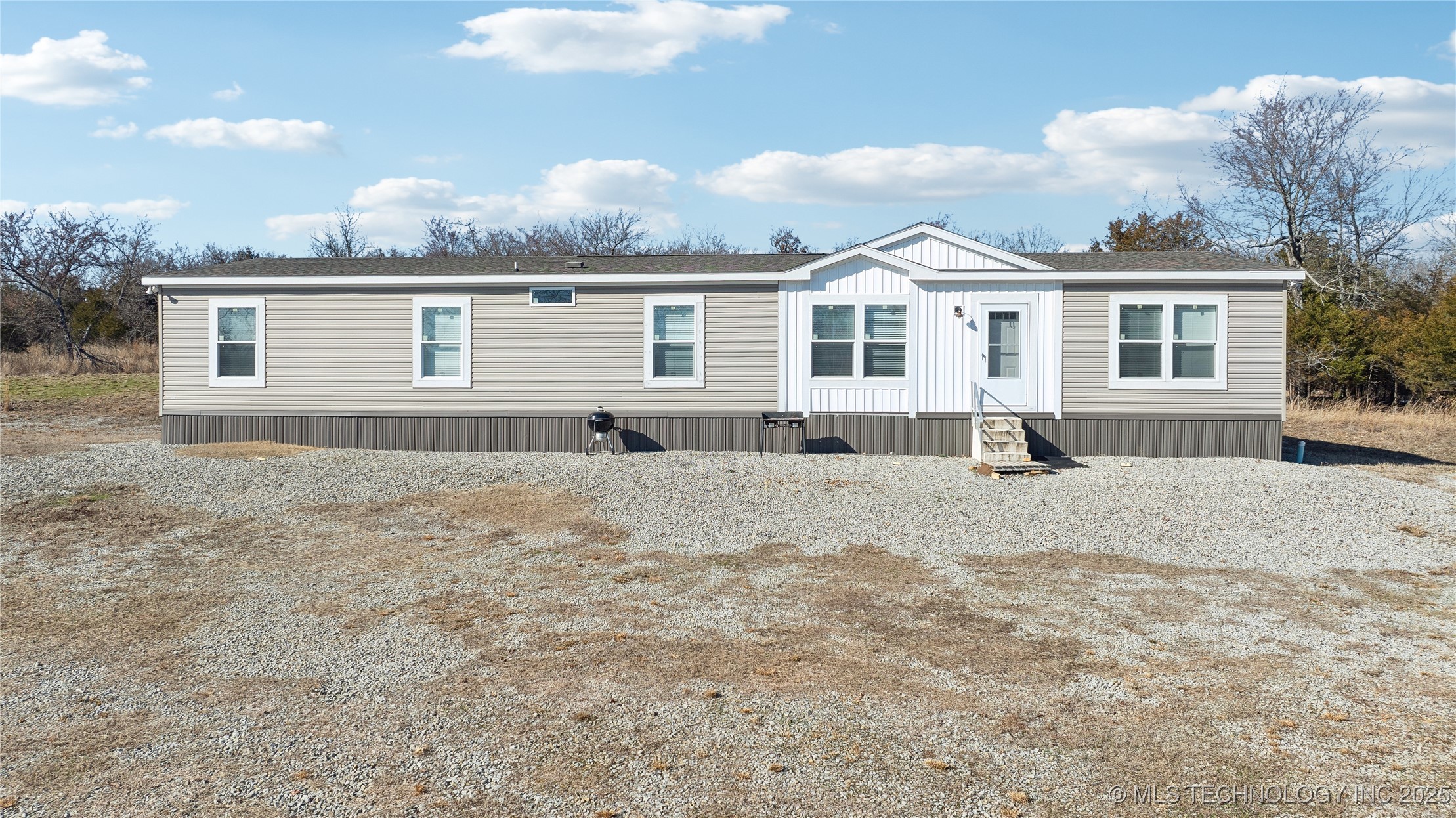 40467 S Old Hwy 9 C Property Photo