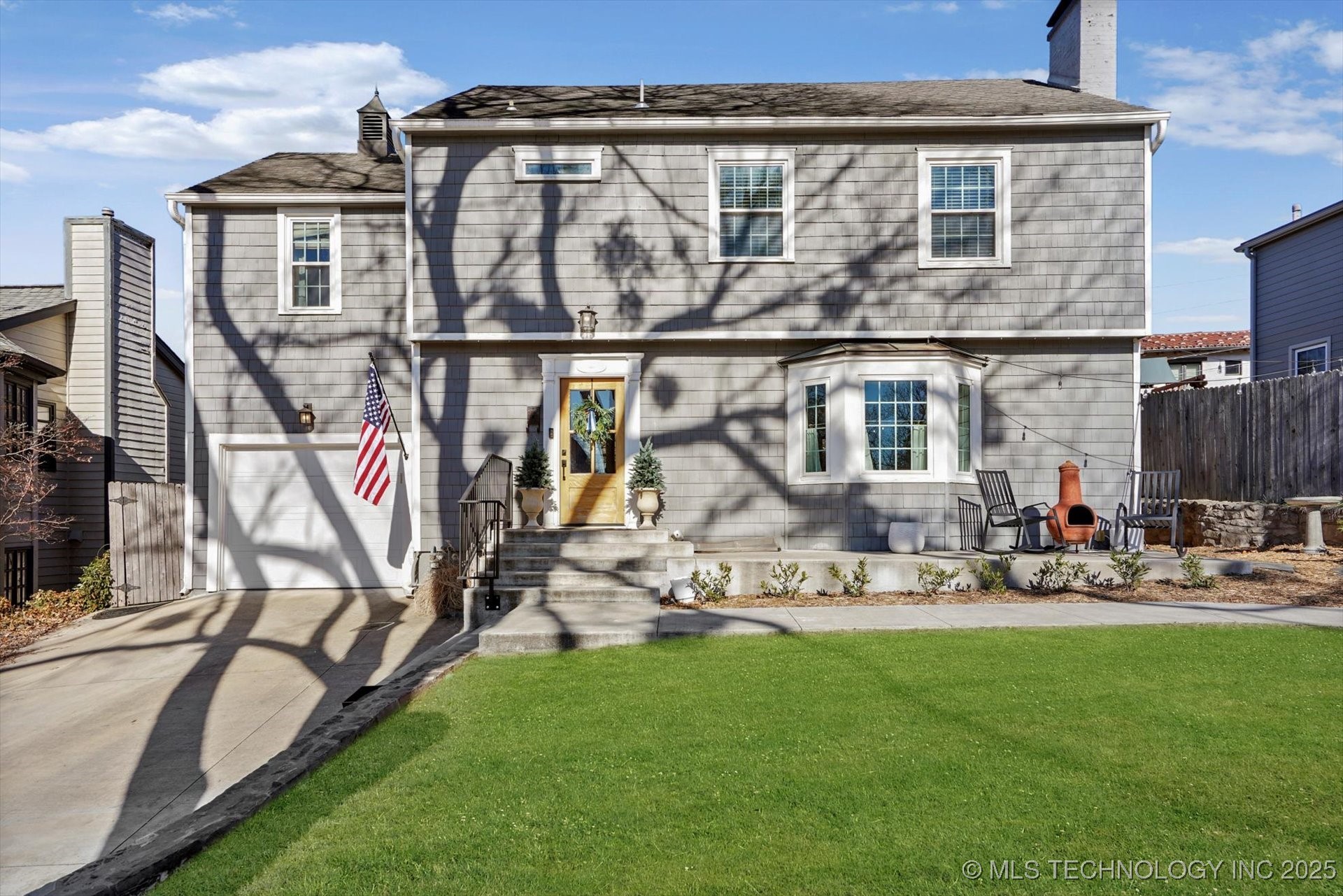3016 S Madison Avenue Property Photo 2