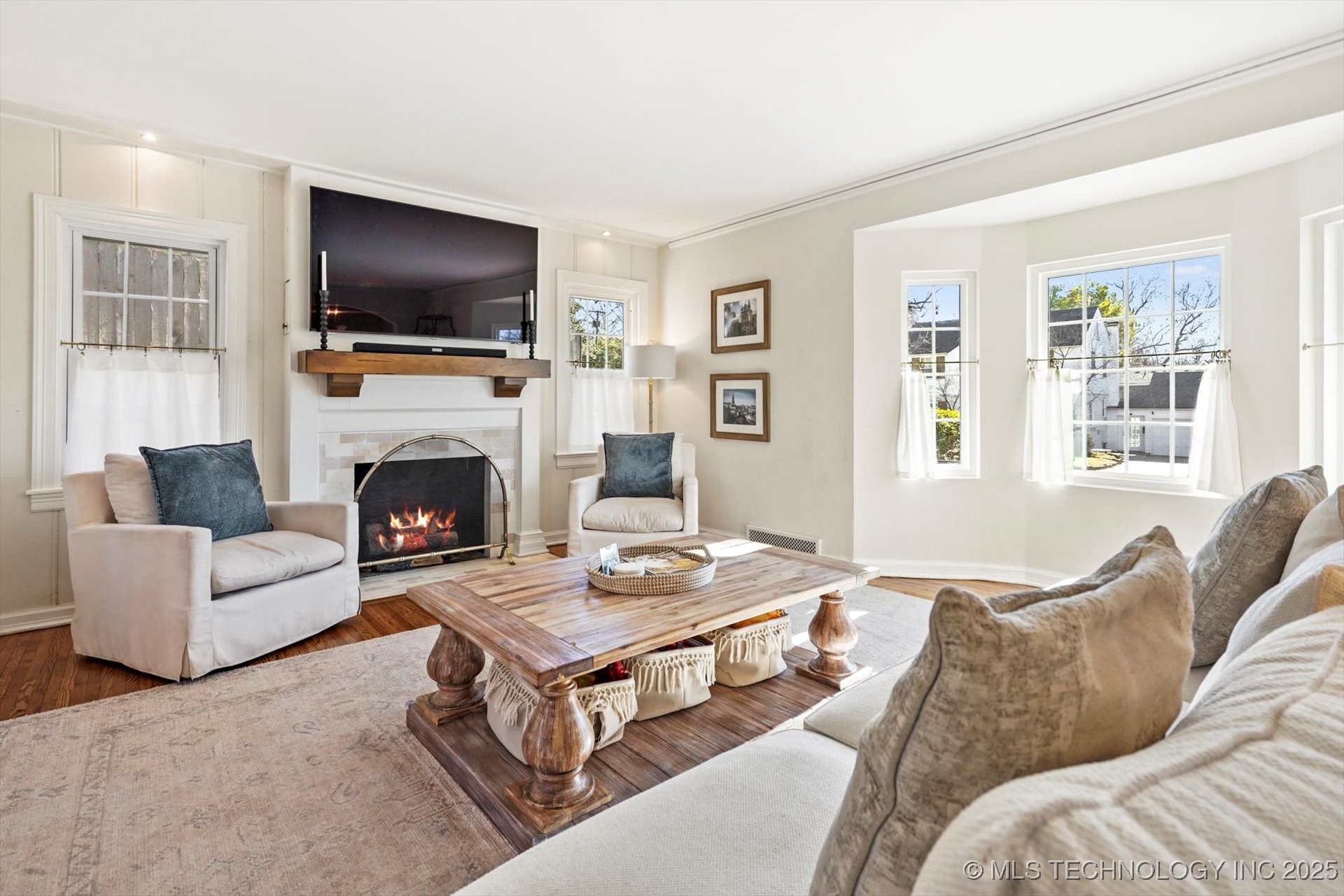 3016 S Madison Avenue Property Photo 10