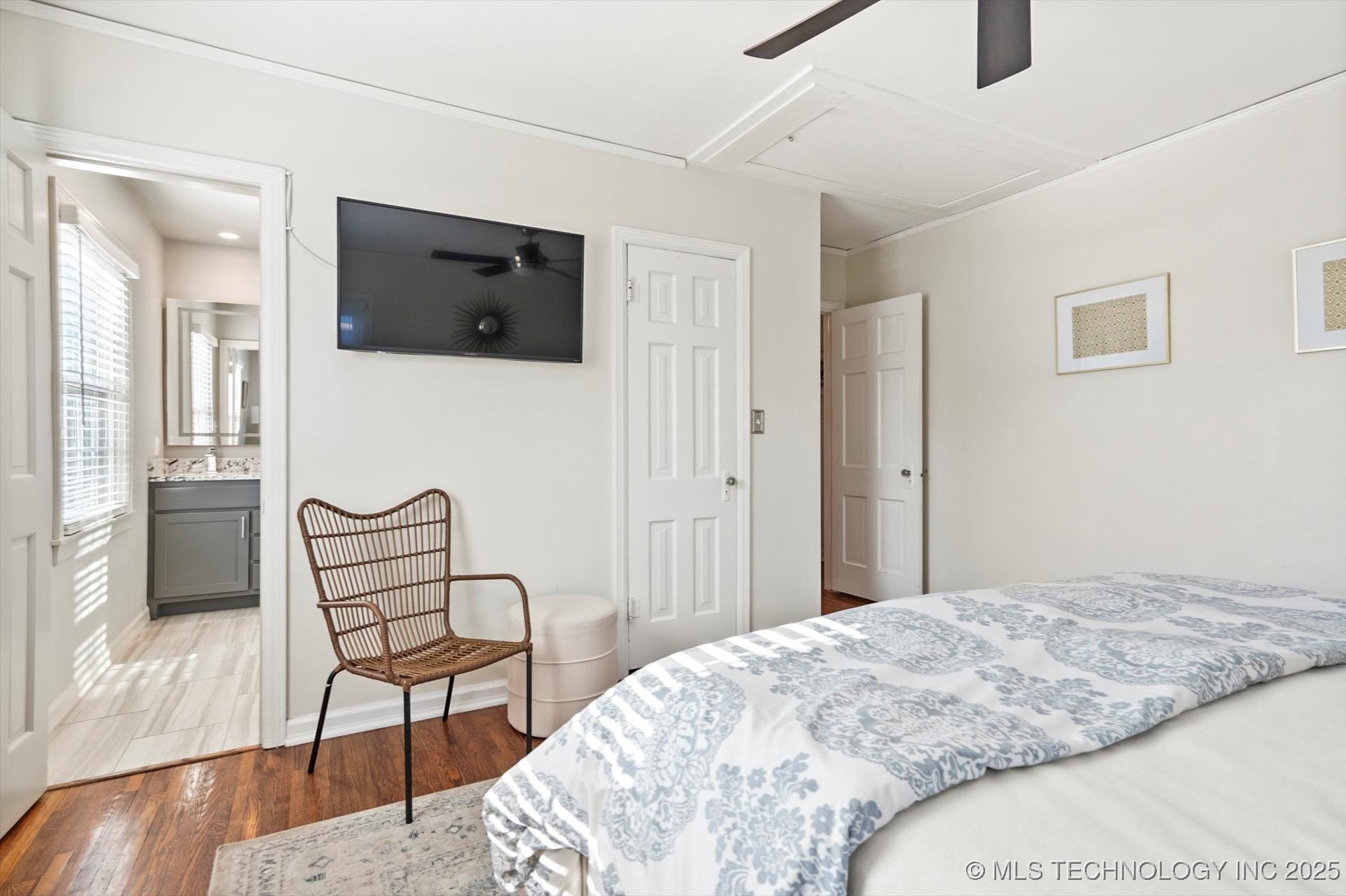 3016 S Madison Avenue Property Photo 20