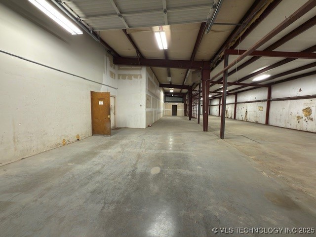 1600 S Main Street Property Photo 4