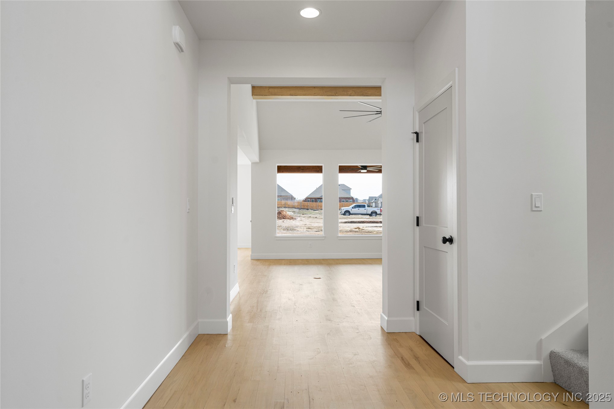 2038 E 129th Street Property Photo 4