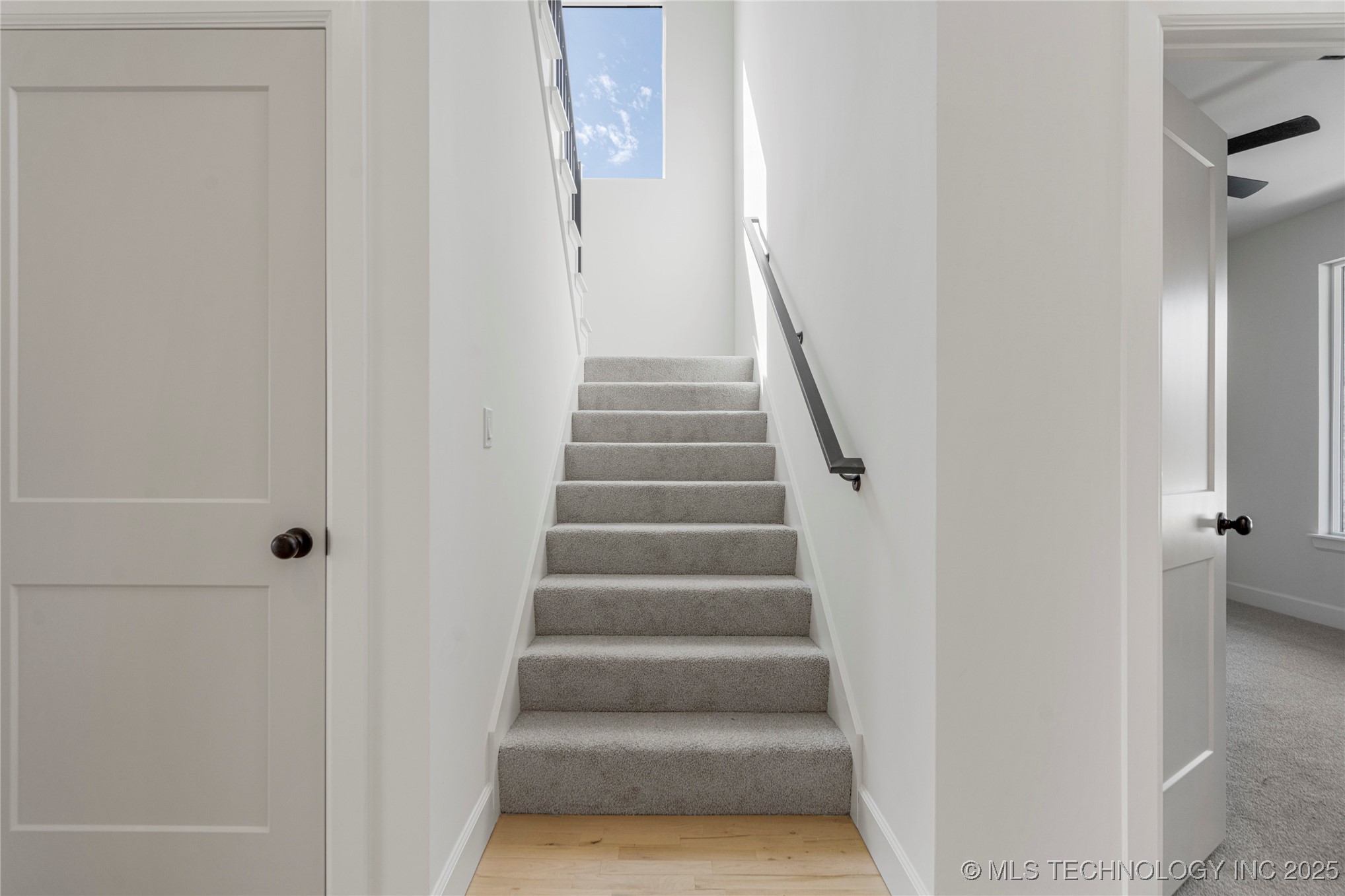 2038 E 129th Street Property Photo 9