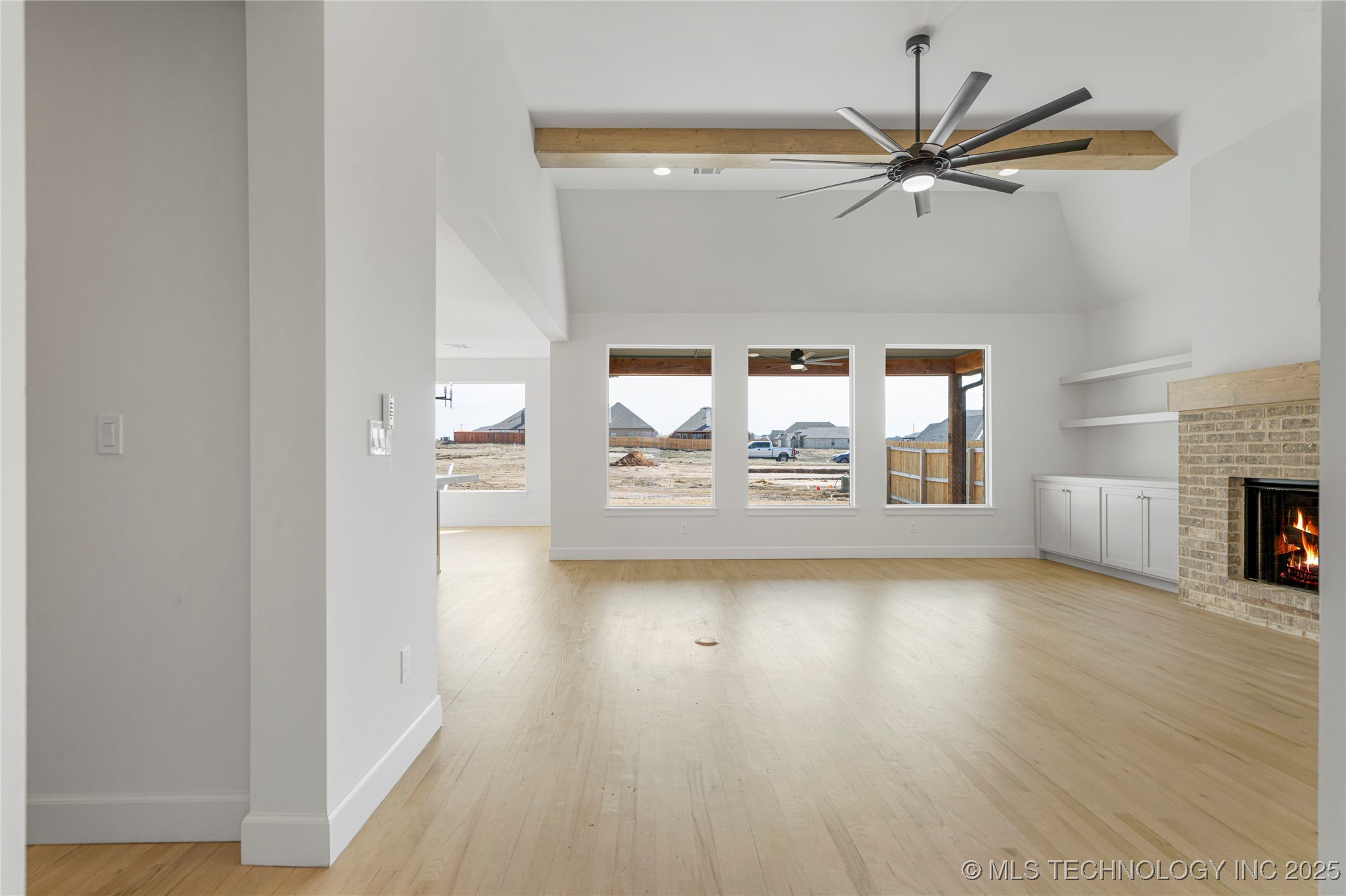 2038 E 129th Street Property Photo 10