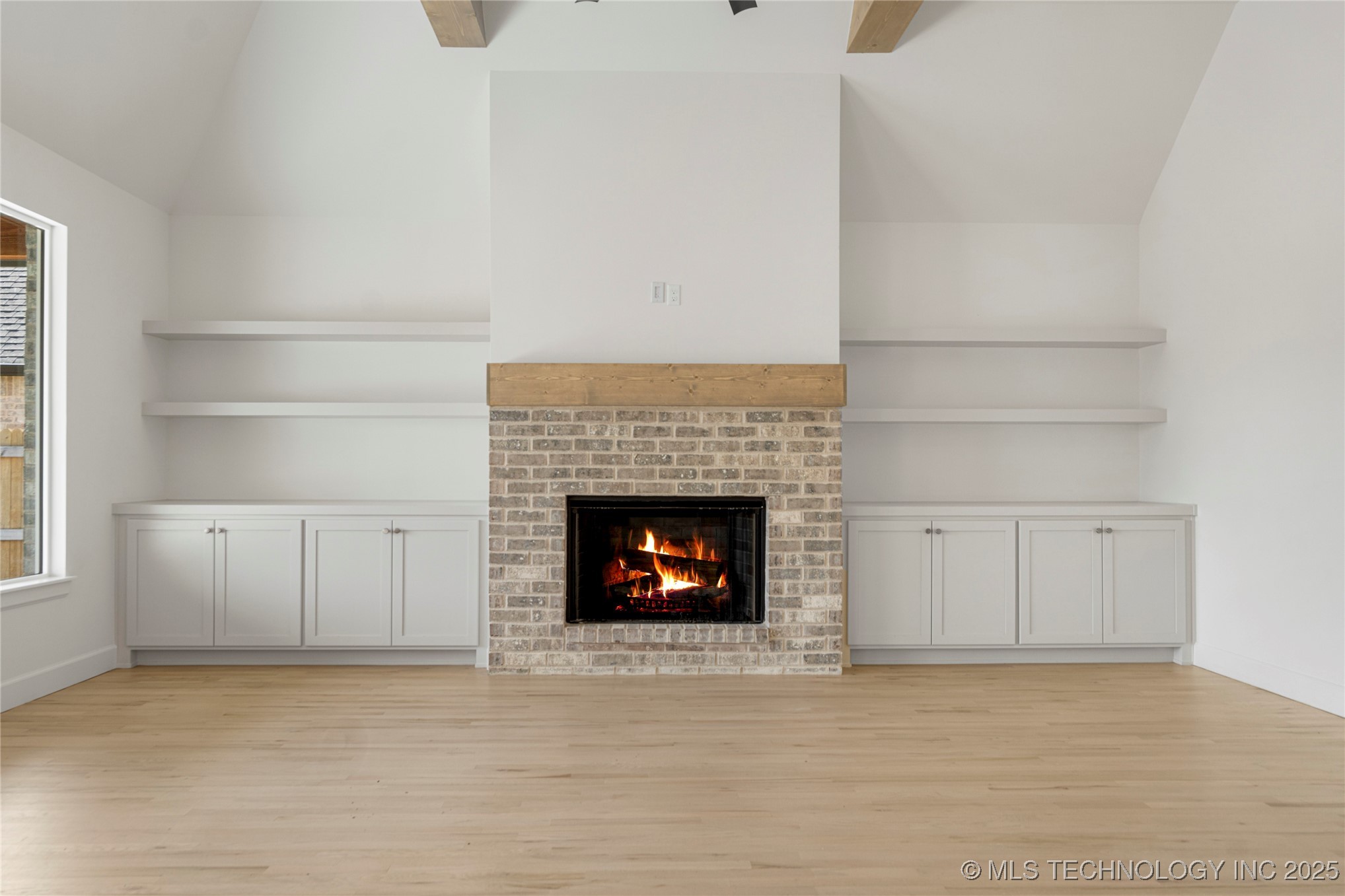 2038 E 129th Street Property Photo 13