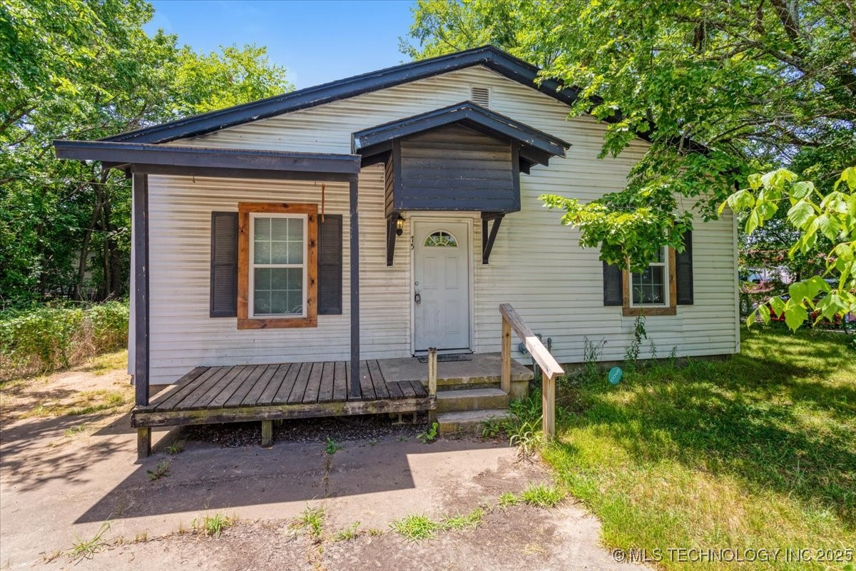 75 W Liveoak Street Property Photo