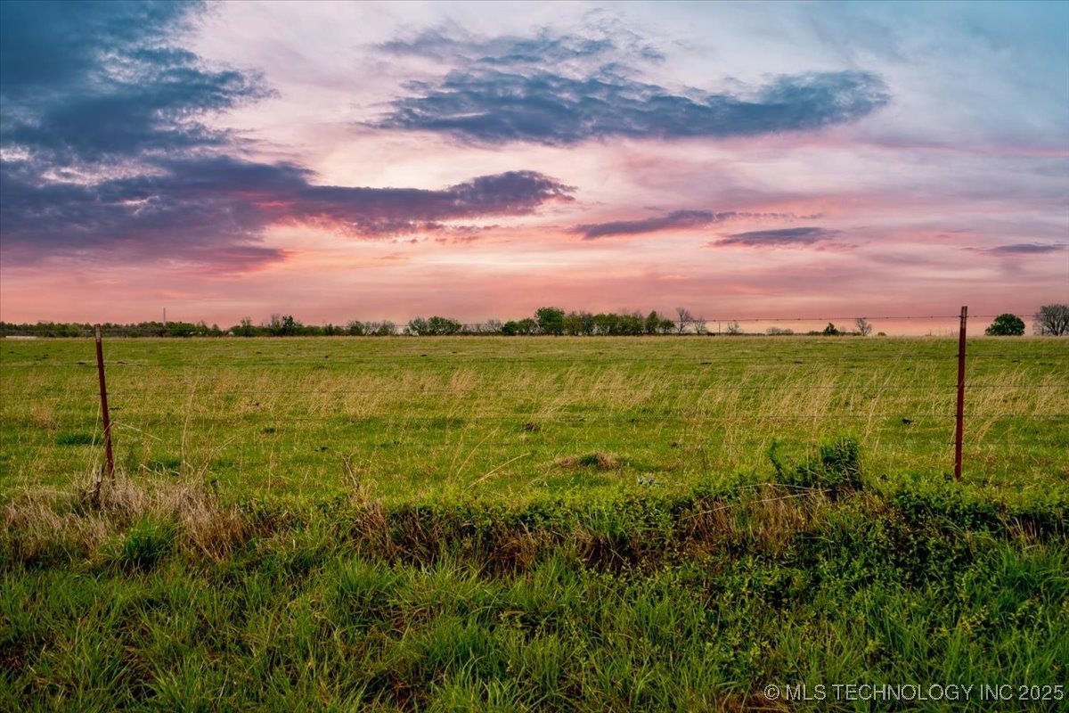 6 S 4360 Road Property Photo 11