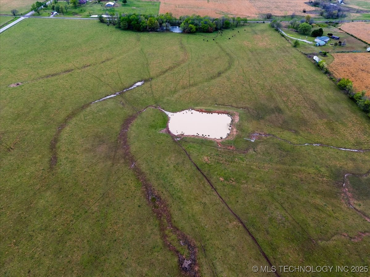 6 S 4360 Road Property Photo 14