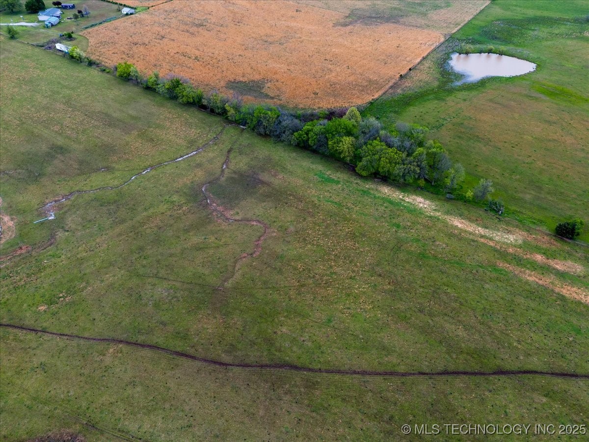 6 S 4360 Road Property Photo 19