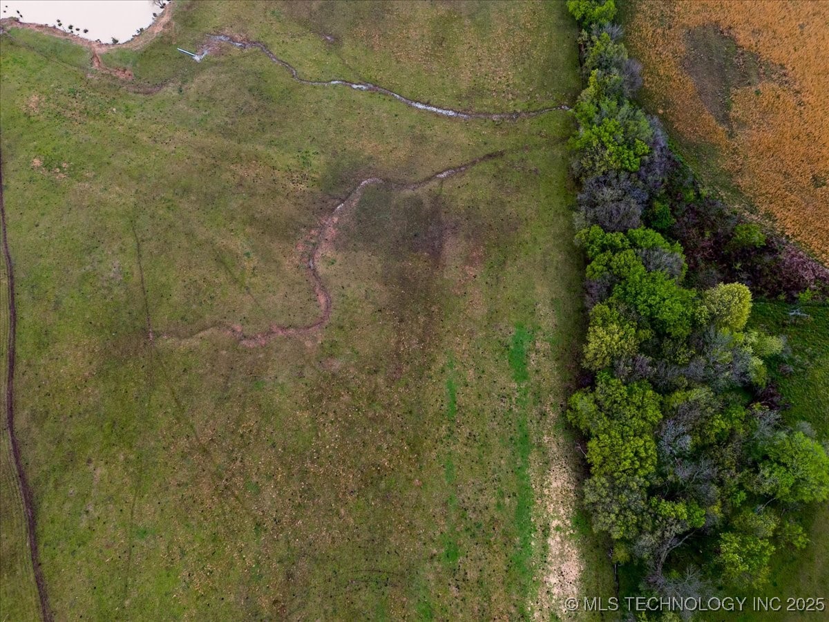6 S 4360 Road Property Photo 22