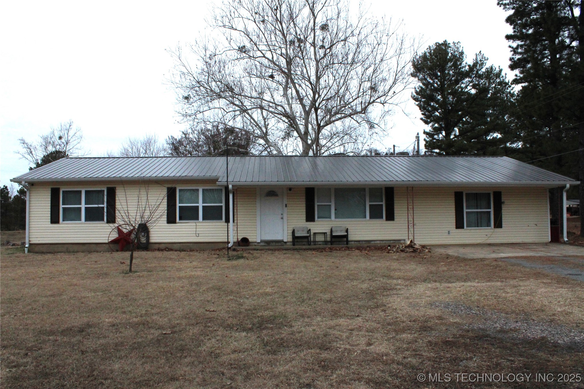 33339 Pleasant Valley Road Property Photo