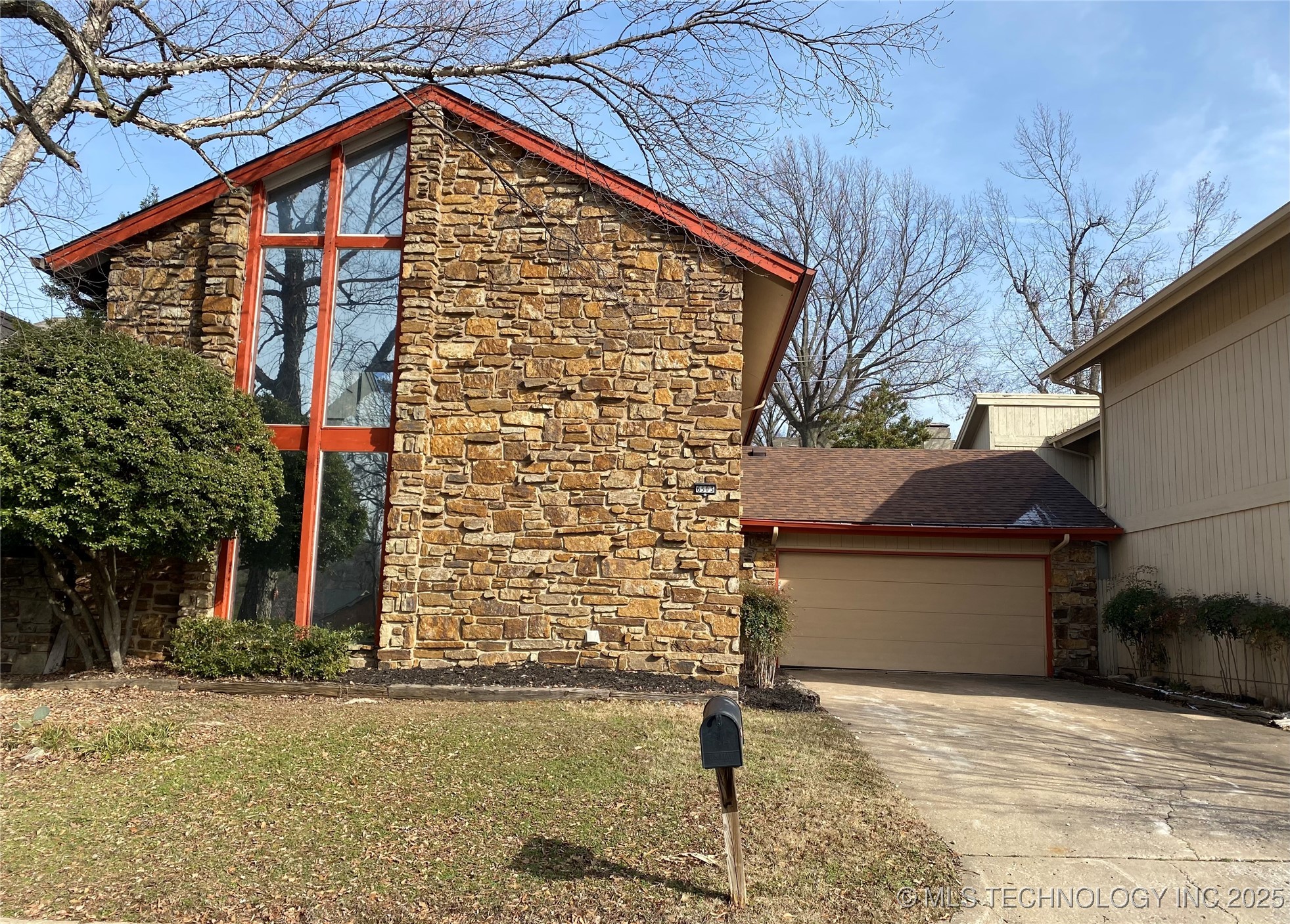 6503 S Oswego Avenue Property Photo 1