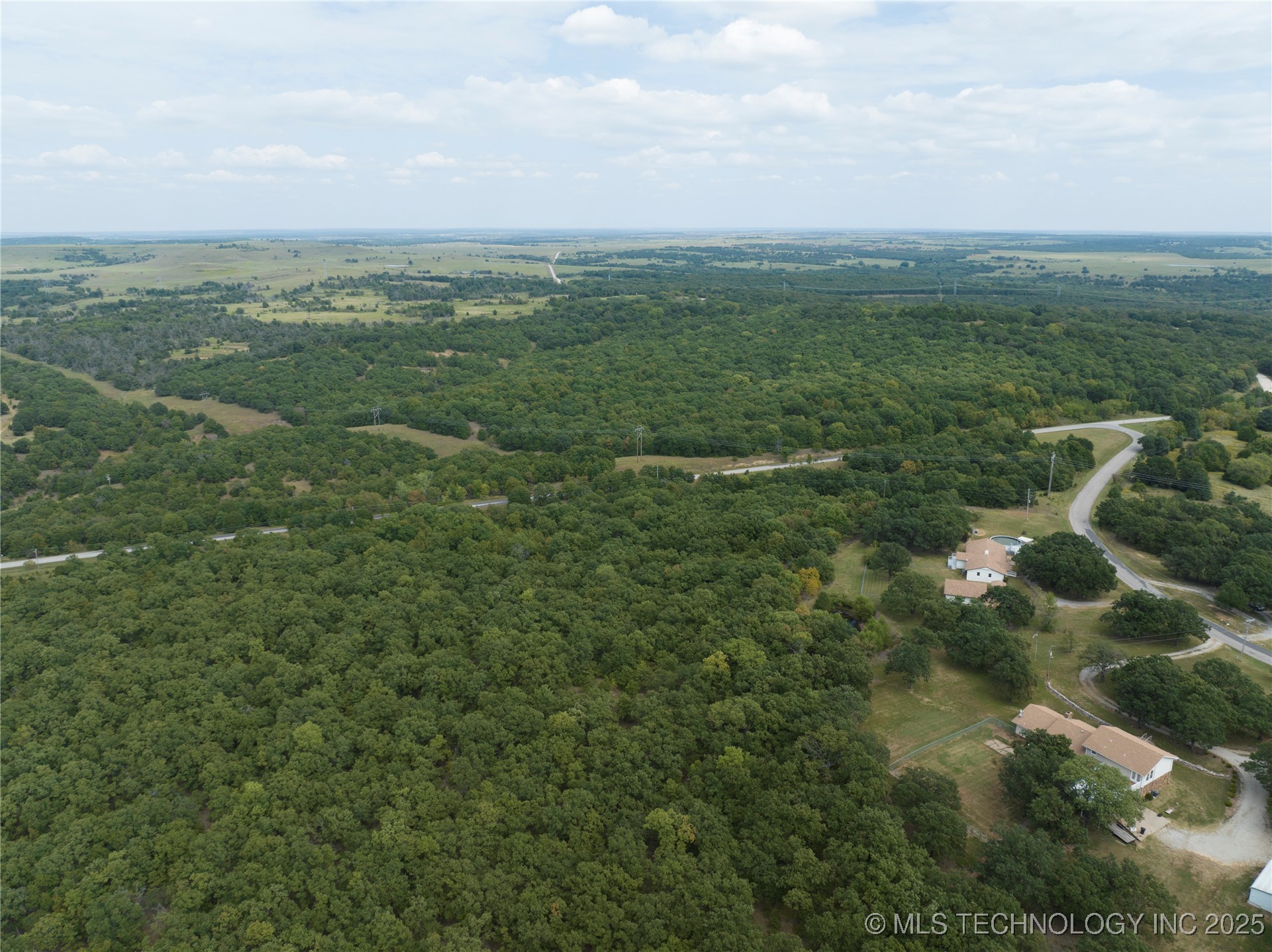 New Prue Road Property Photo 8