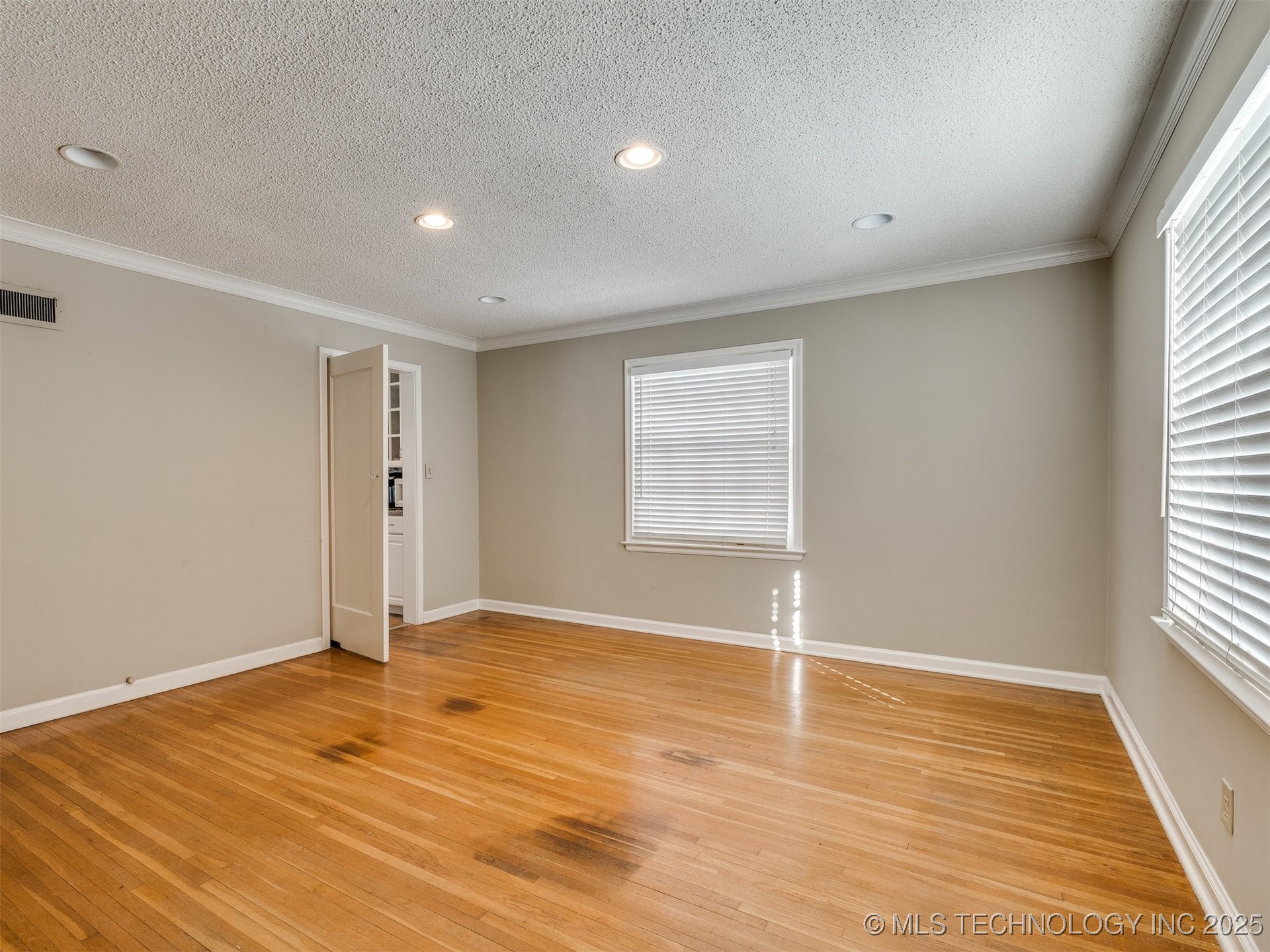 1416 Terrace Drive Property Photo 8