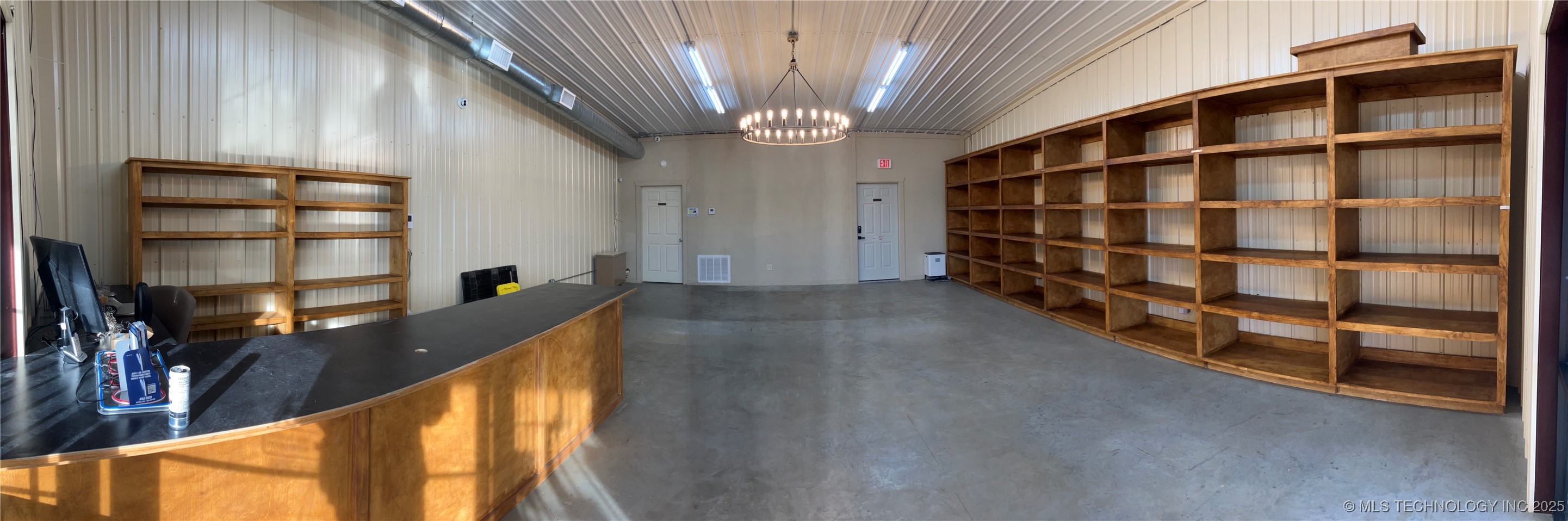 708 E Main Street C Property Photo 6