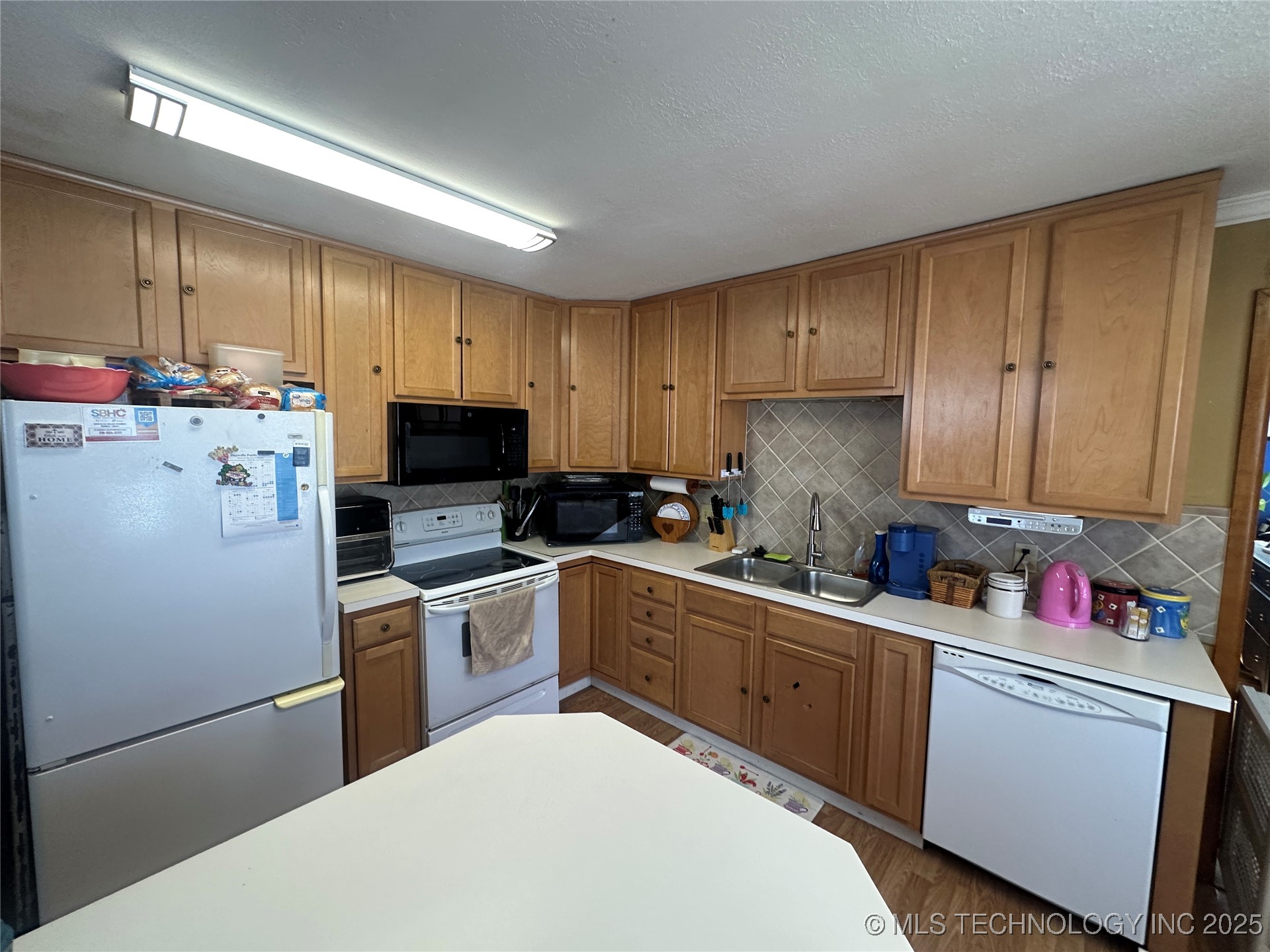 260 N Sunnyside Road Property Photo 12