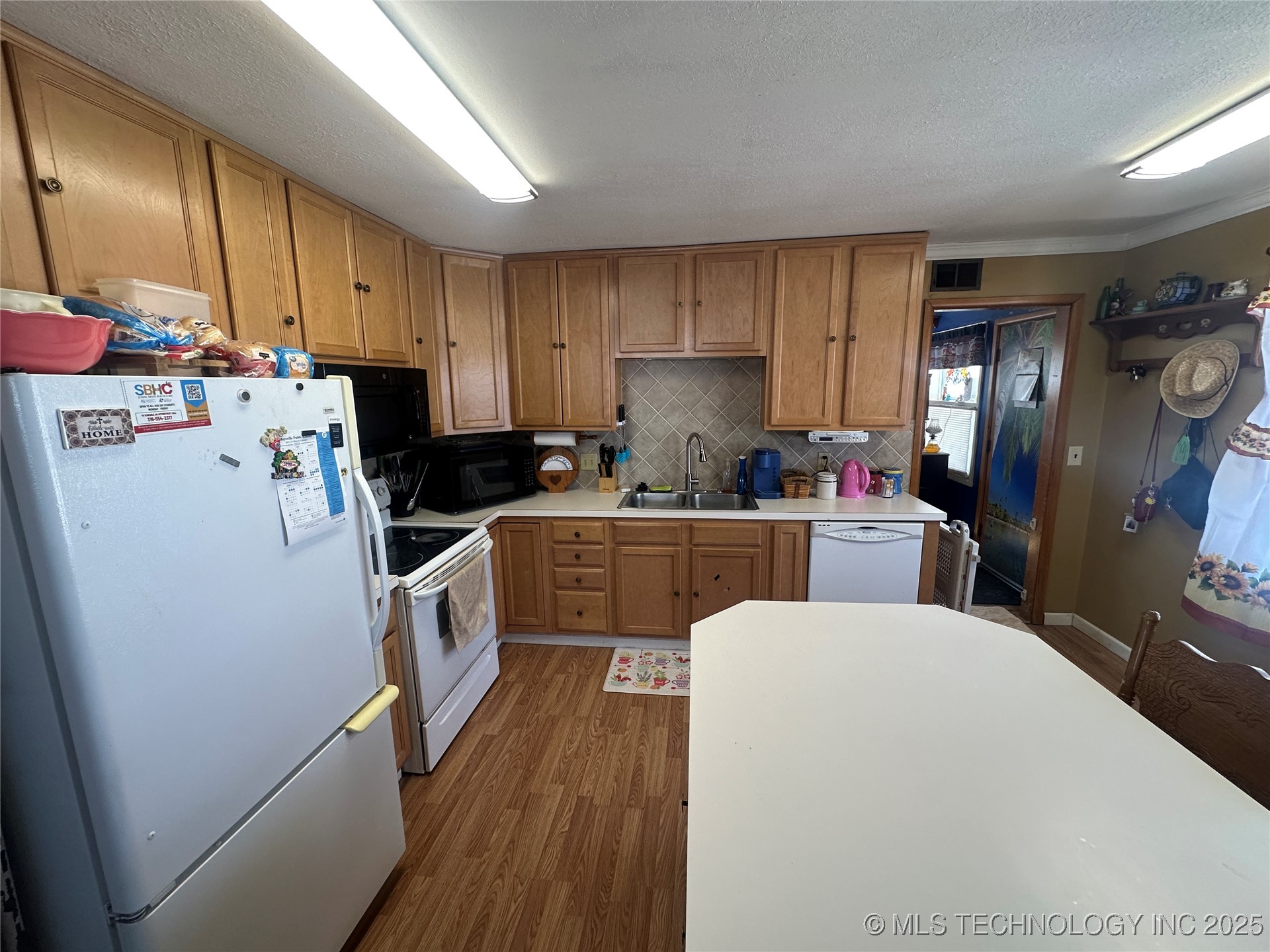 260 N Sunnyside Road Property Photo 13