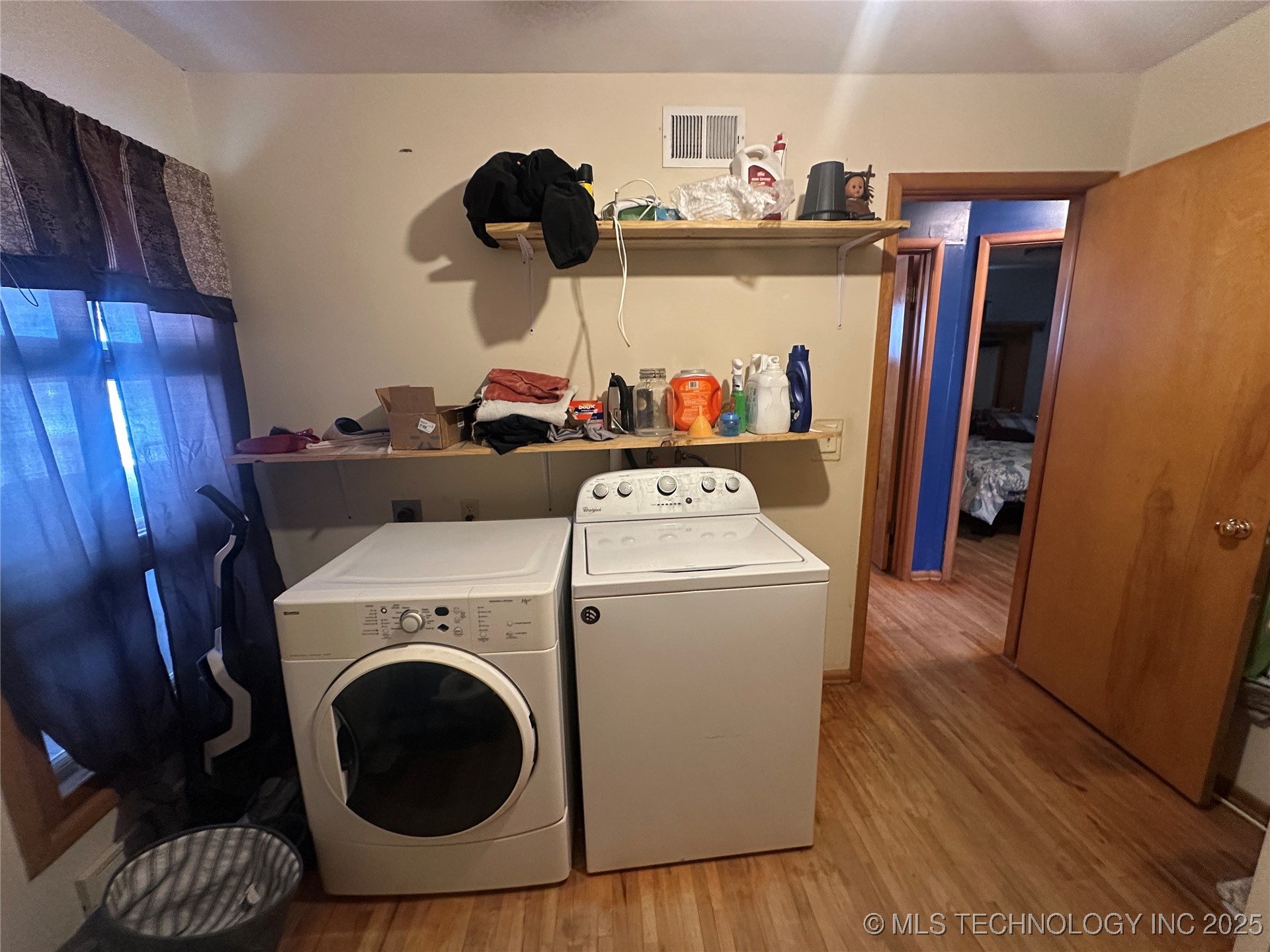 260 N Sunnyside Road Property Photo 15