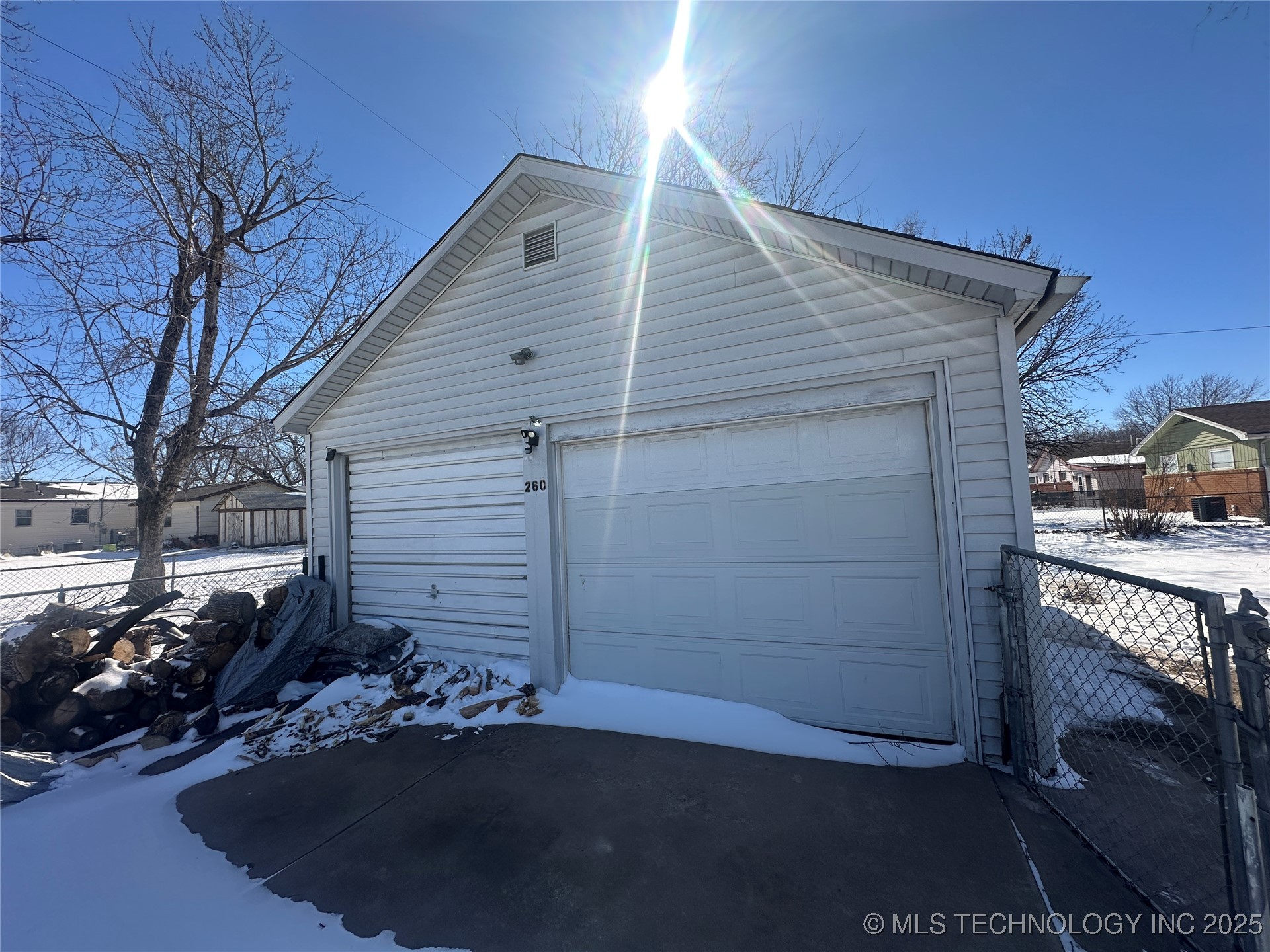 260 N Sunnyside Road Property Photo 21