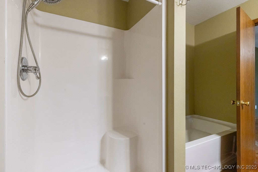438929 E 230 Road Property Photo 20