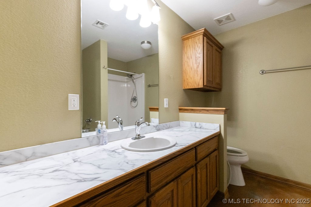 438929 E 230 Road Property Photo 22