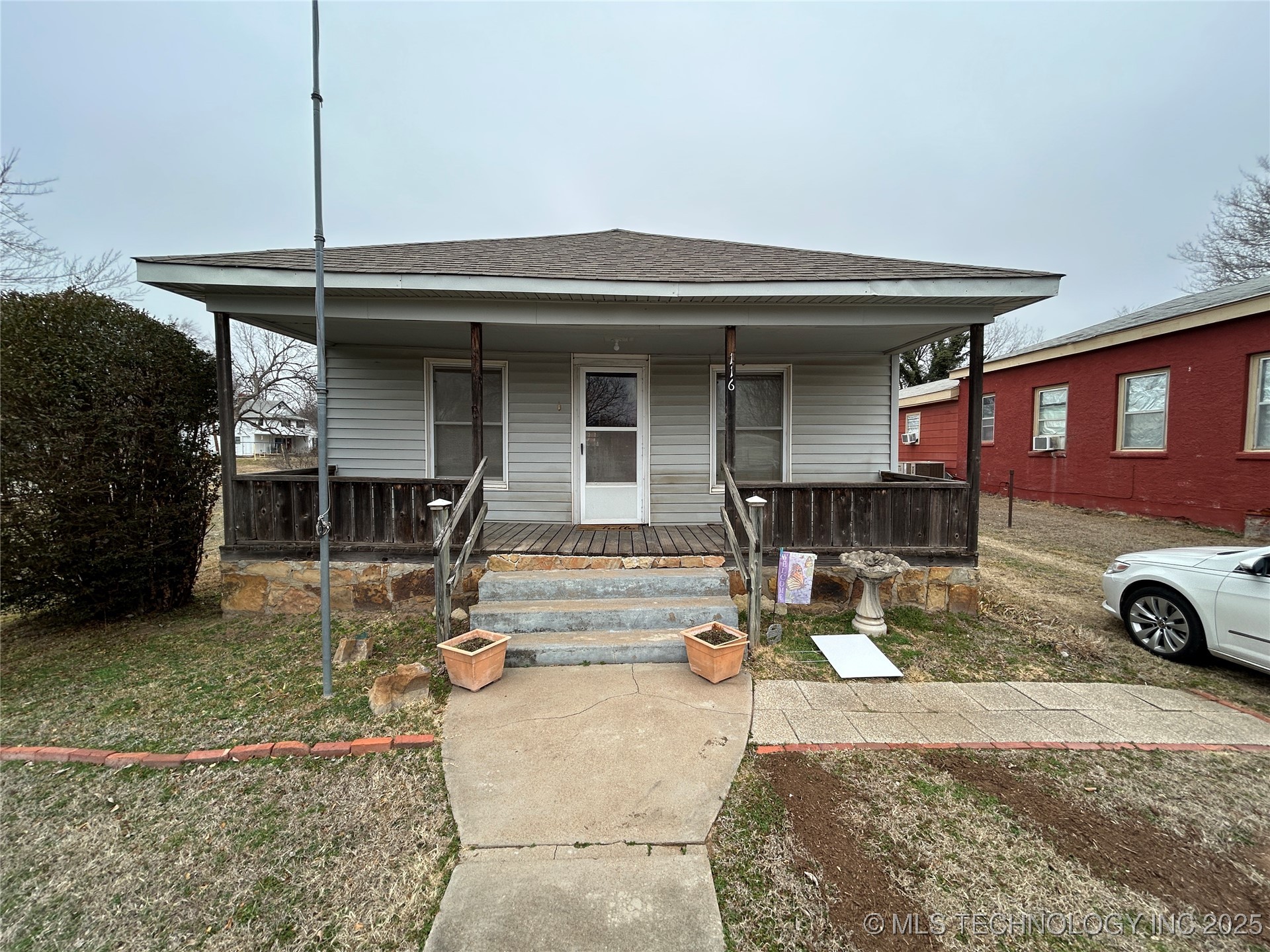 116 W Third Street Property Photo