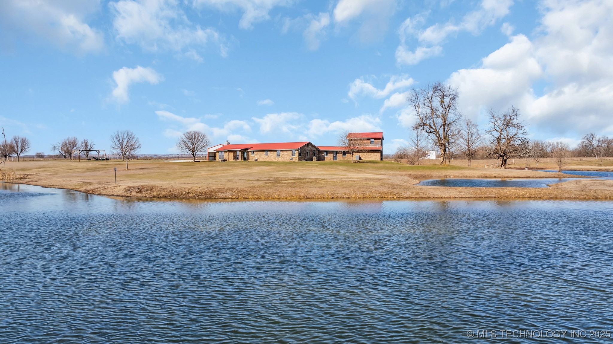 380 Blue Bell Property Photo