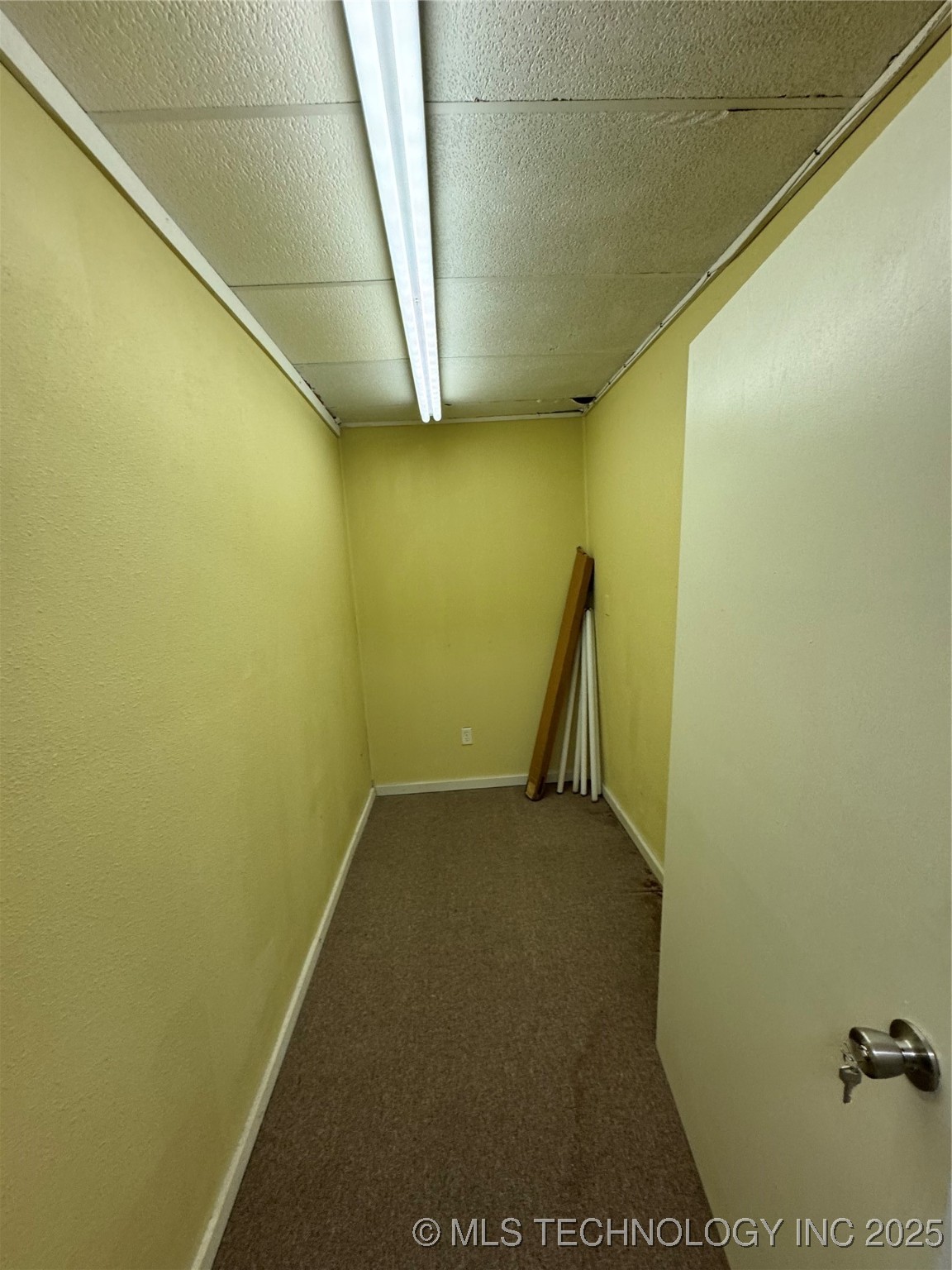 139 Se Cholwell Avenue Property Photo 10