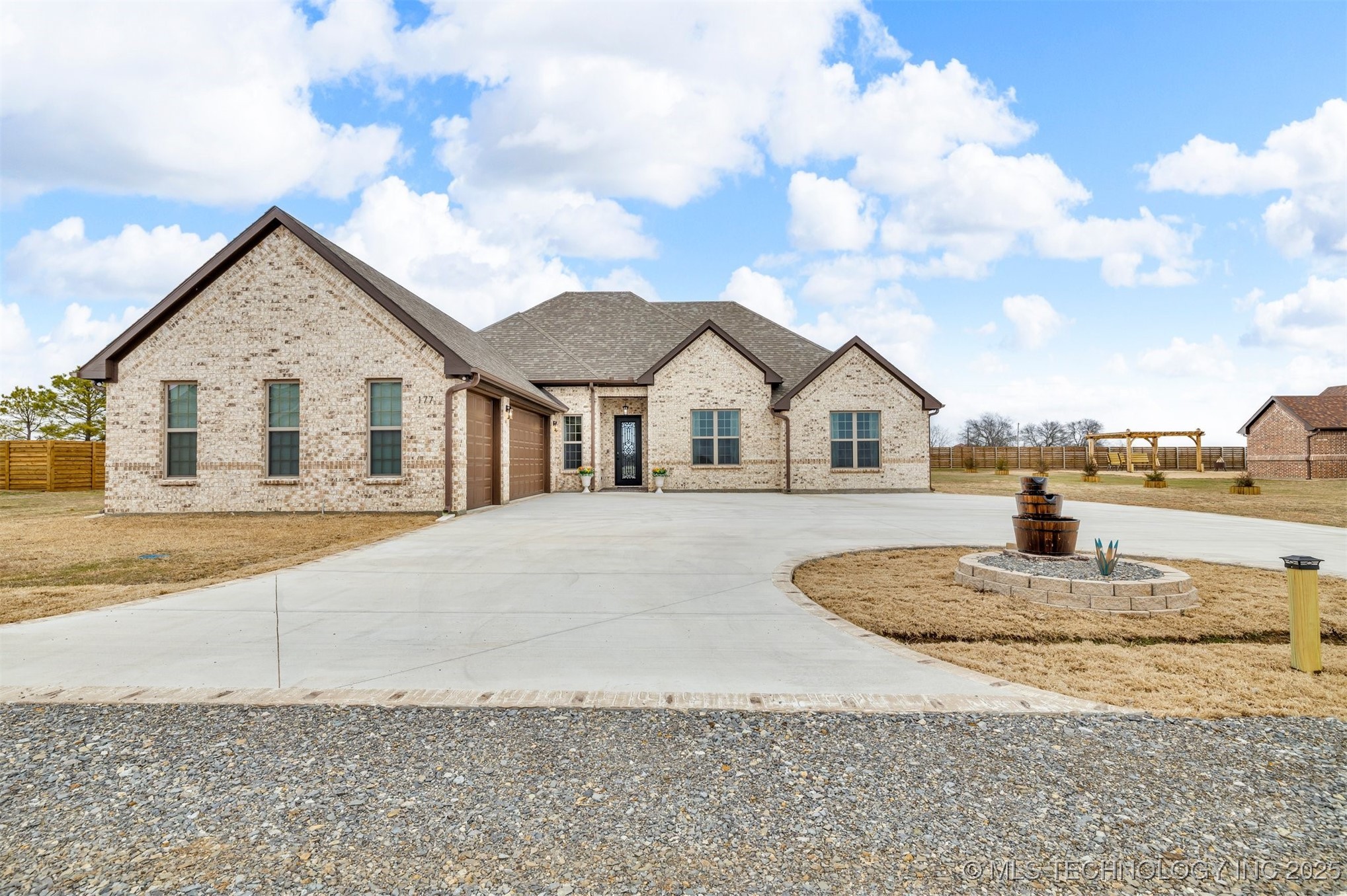 177 River Bend Property Photo