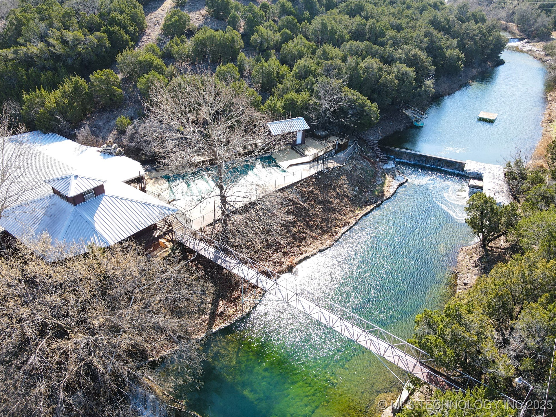 5095 S Highway 77 Highway Property Photo