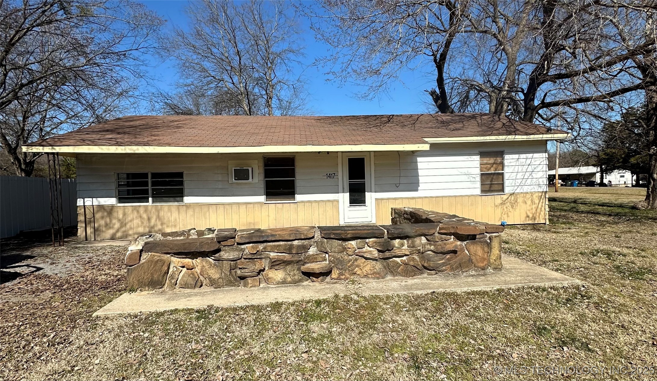 1417 Pawnee Property Photo