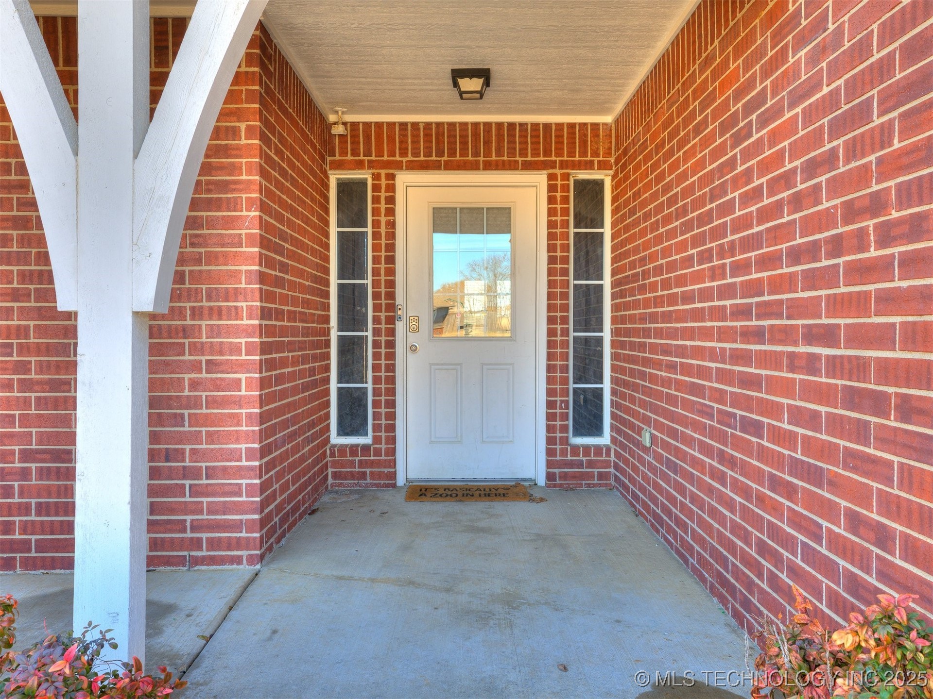 11290 S 274th East Avenue Property Photo 5