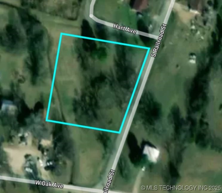 S Railroad Street Property Photo