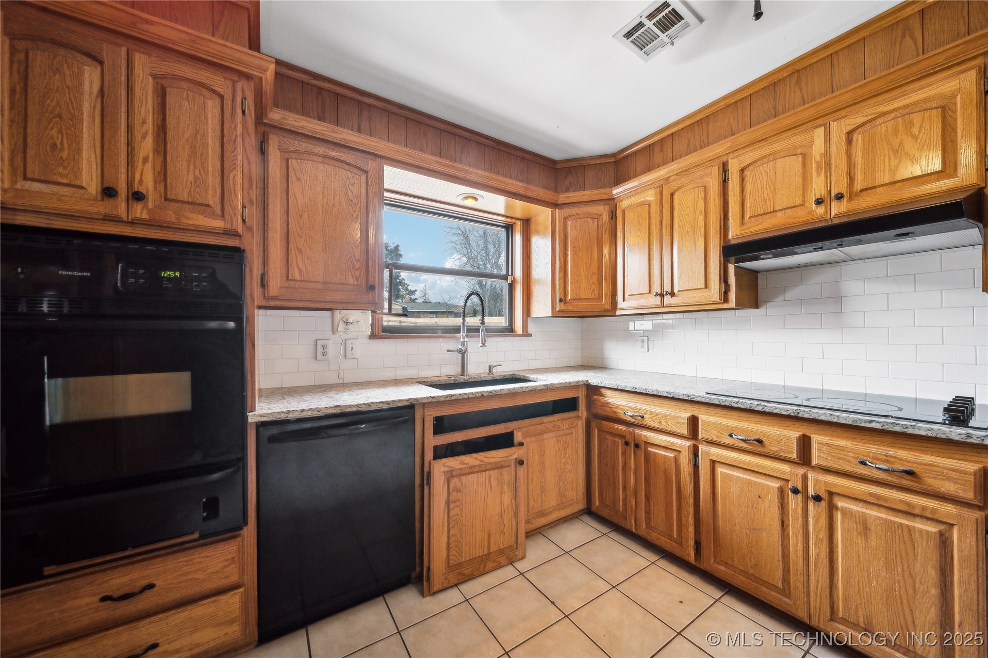 6931 E 16th Street Property Photo 14