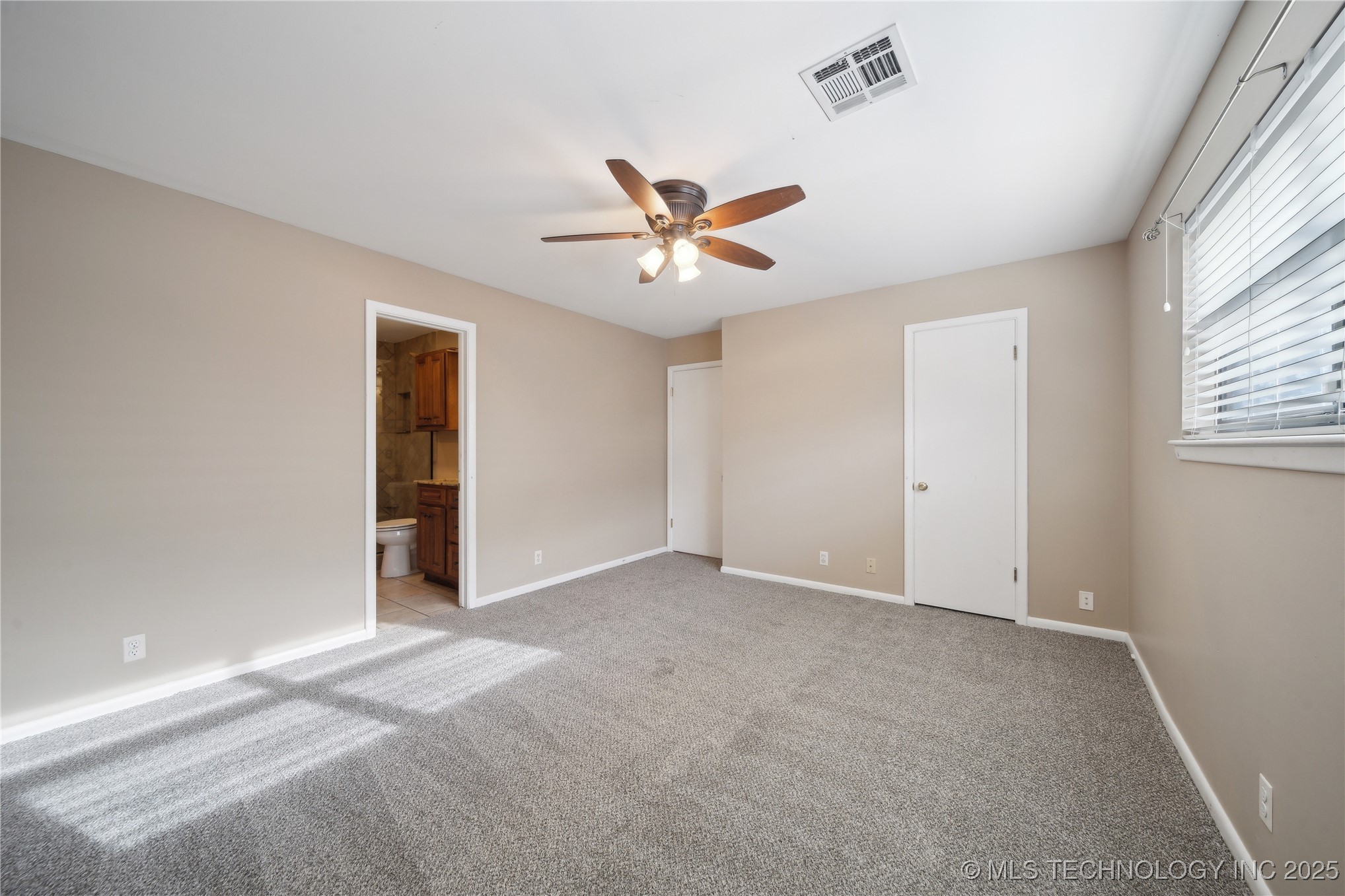 6931 E 16th Street Property Photo 18