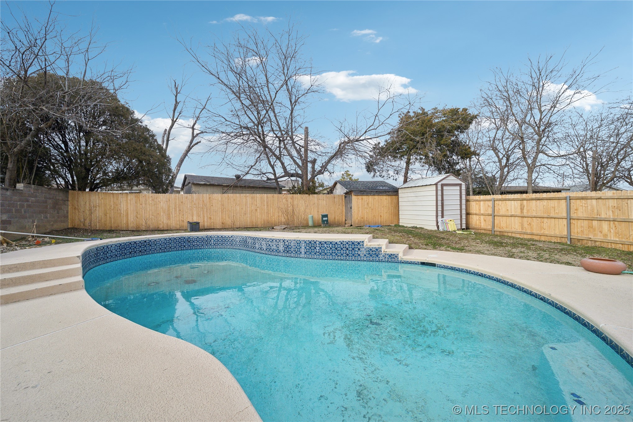 6931 E 16th Street Property Photo 23