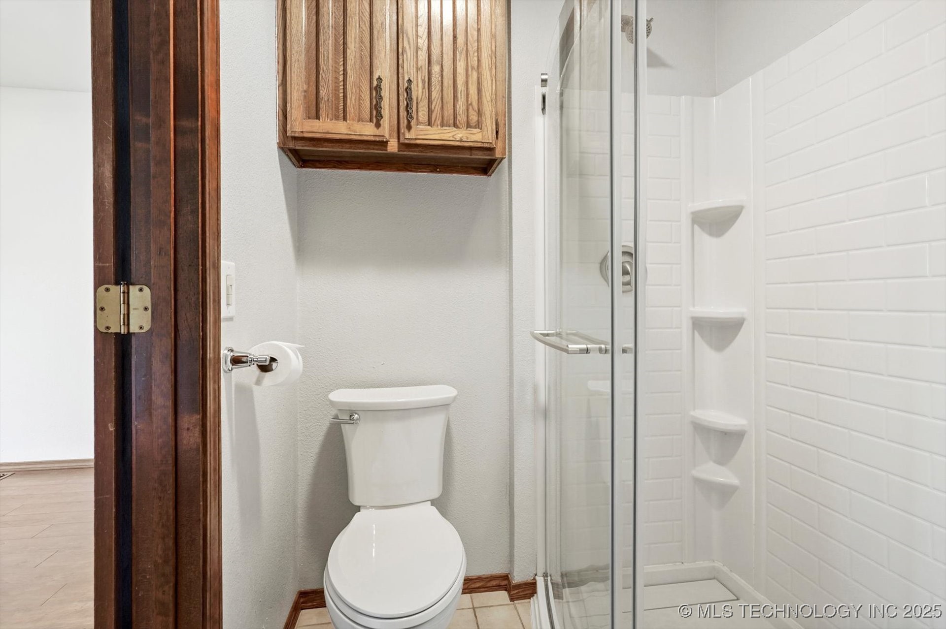 1117 W Decatur Place Property Photo 9