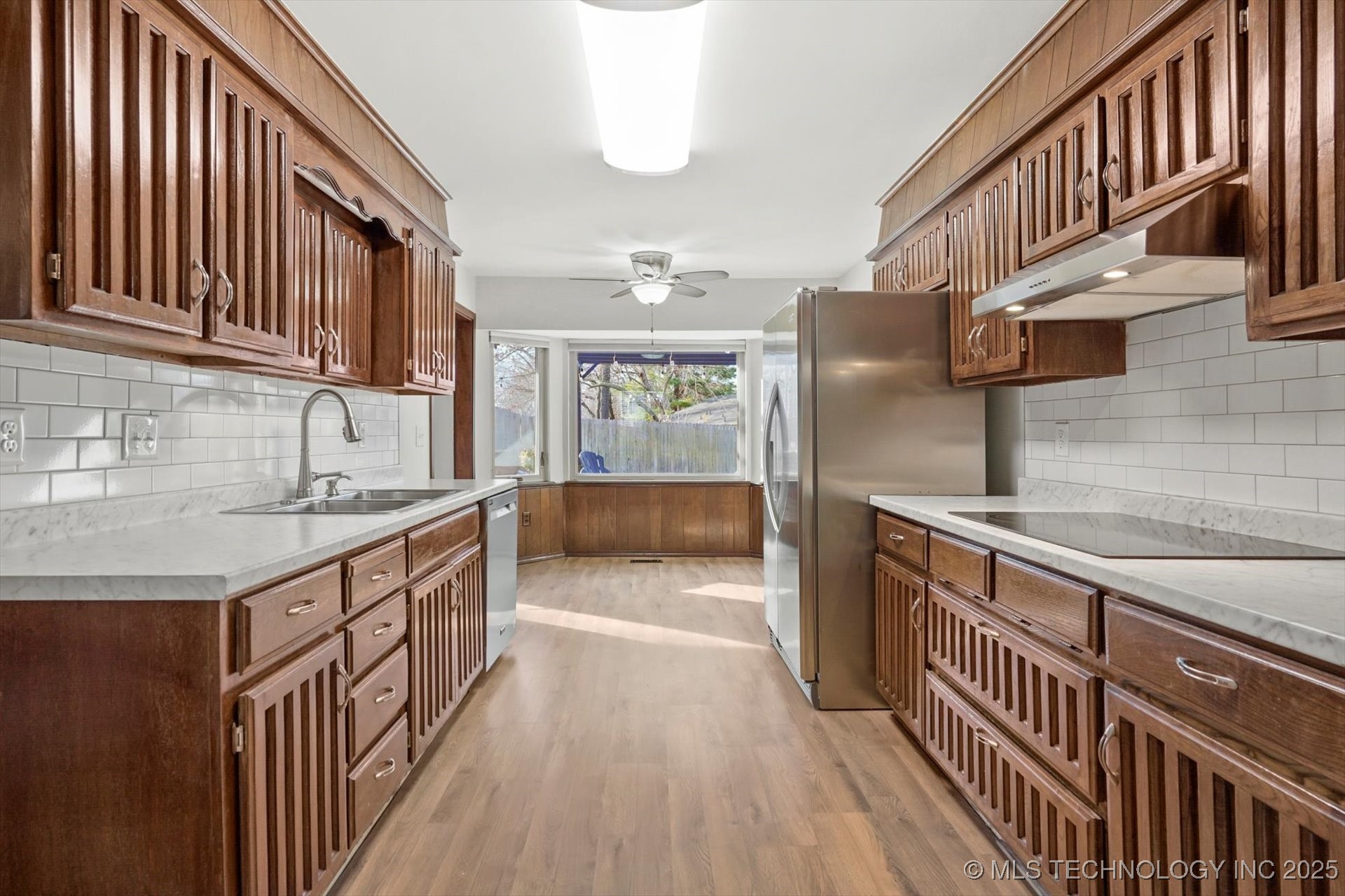 1117 W Decatur Place Property Photo 14
