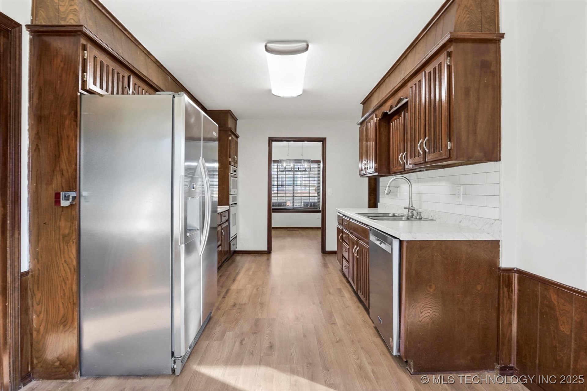 1117 W Decatur Place Property Photo 15