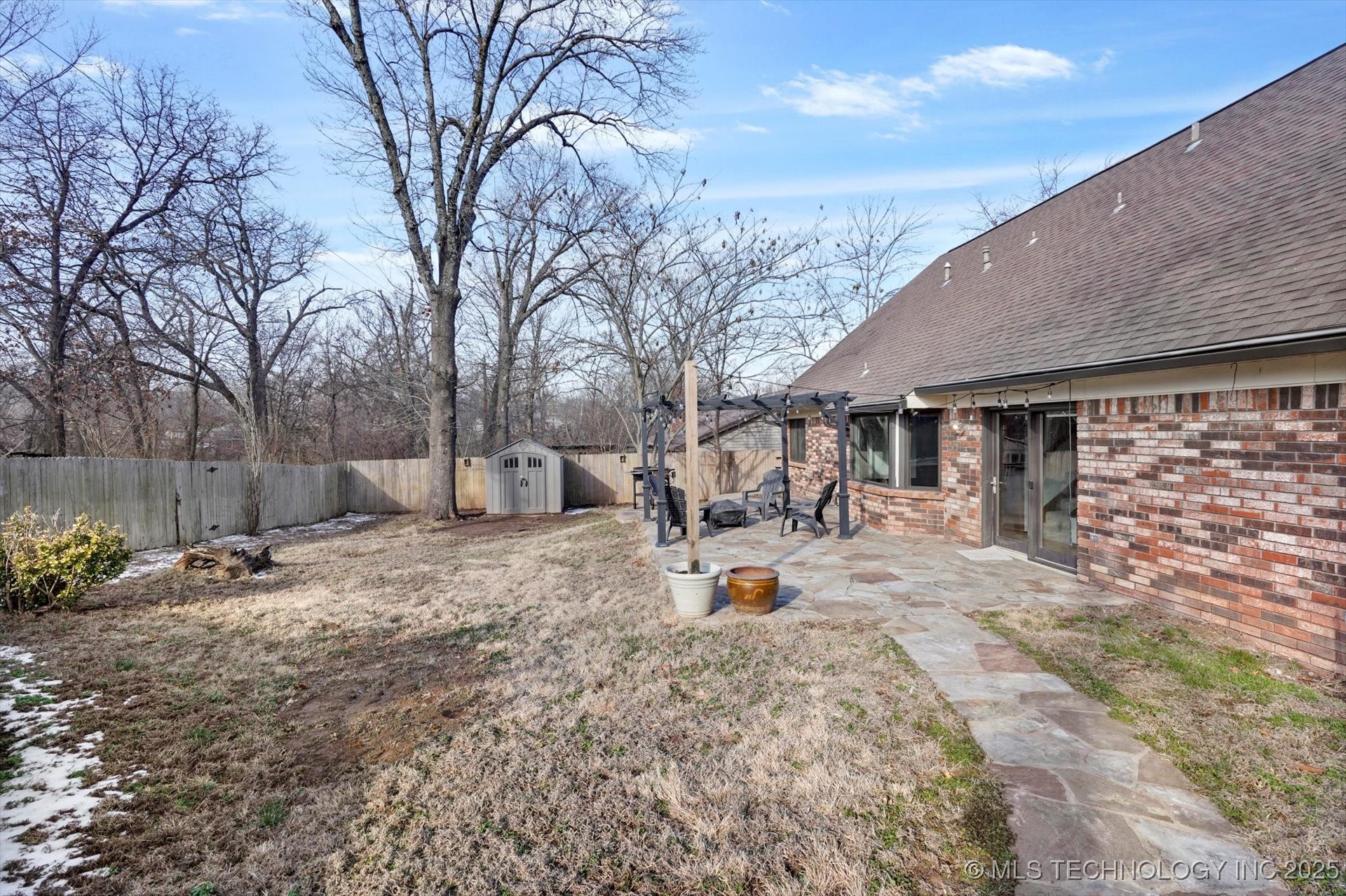 1117 W Decatur Place Property Photo 26