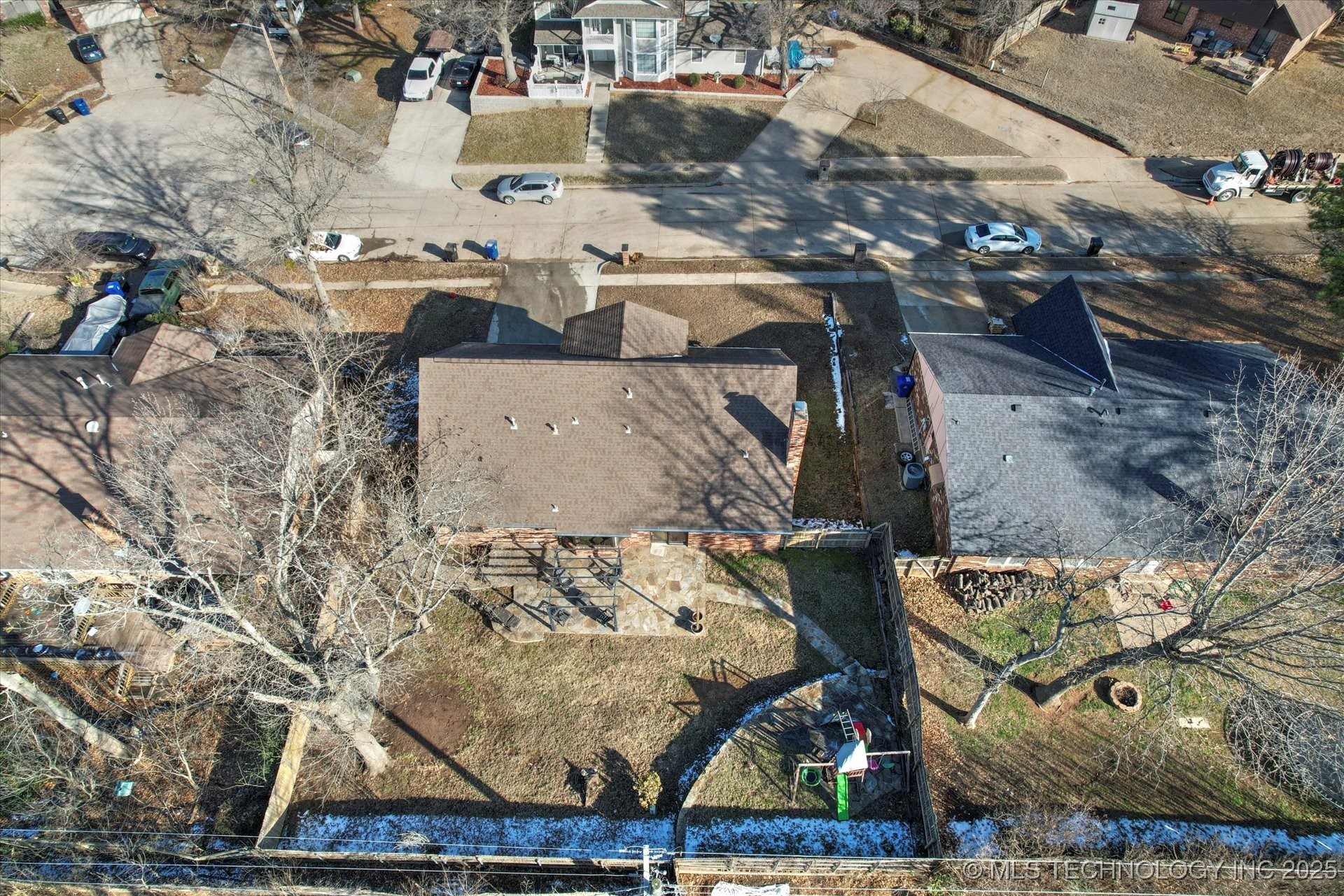 1117 W Decatur Place Property Photo 28