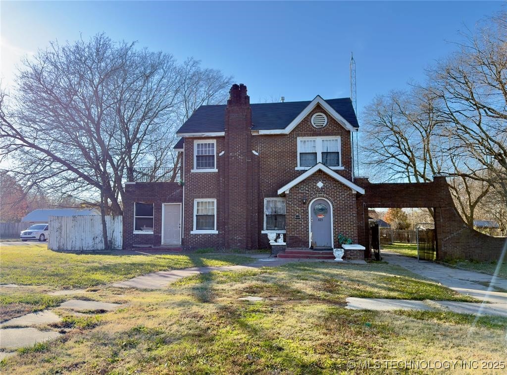 825 S Okfuskee Property Photo