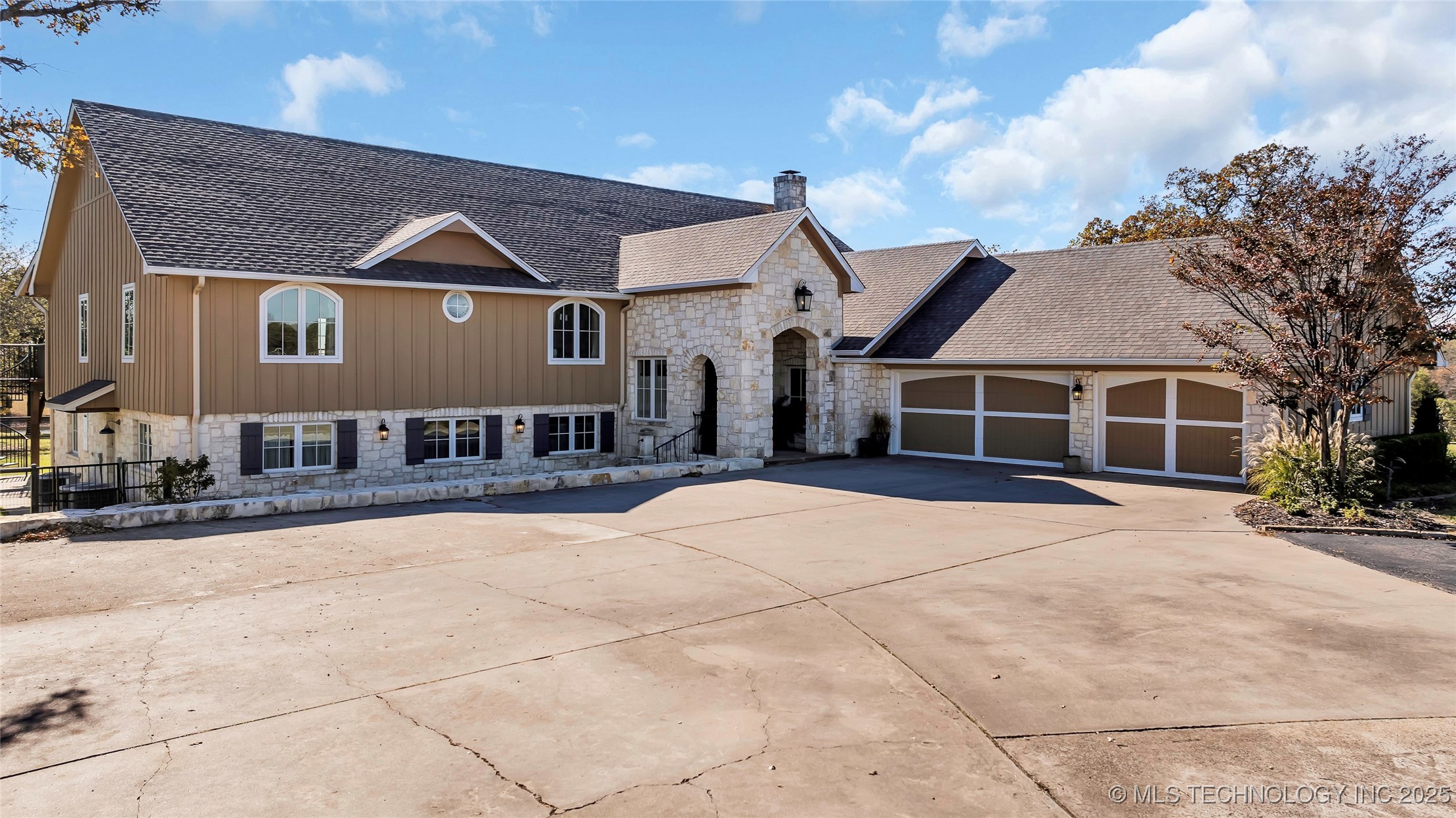 5771 Myall Road Property Photo