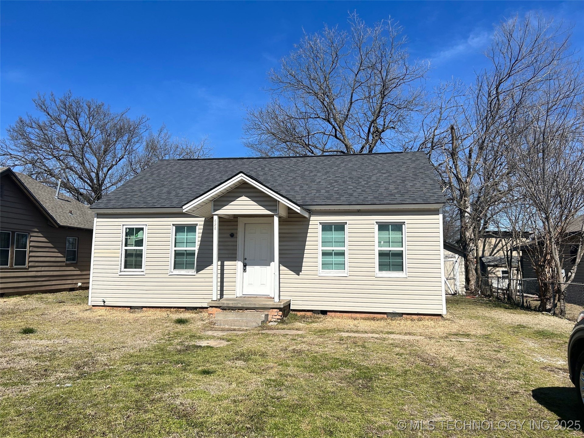 628 W 19th Street Property Photo
