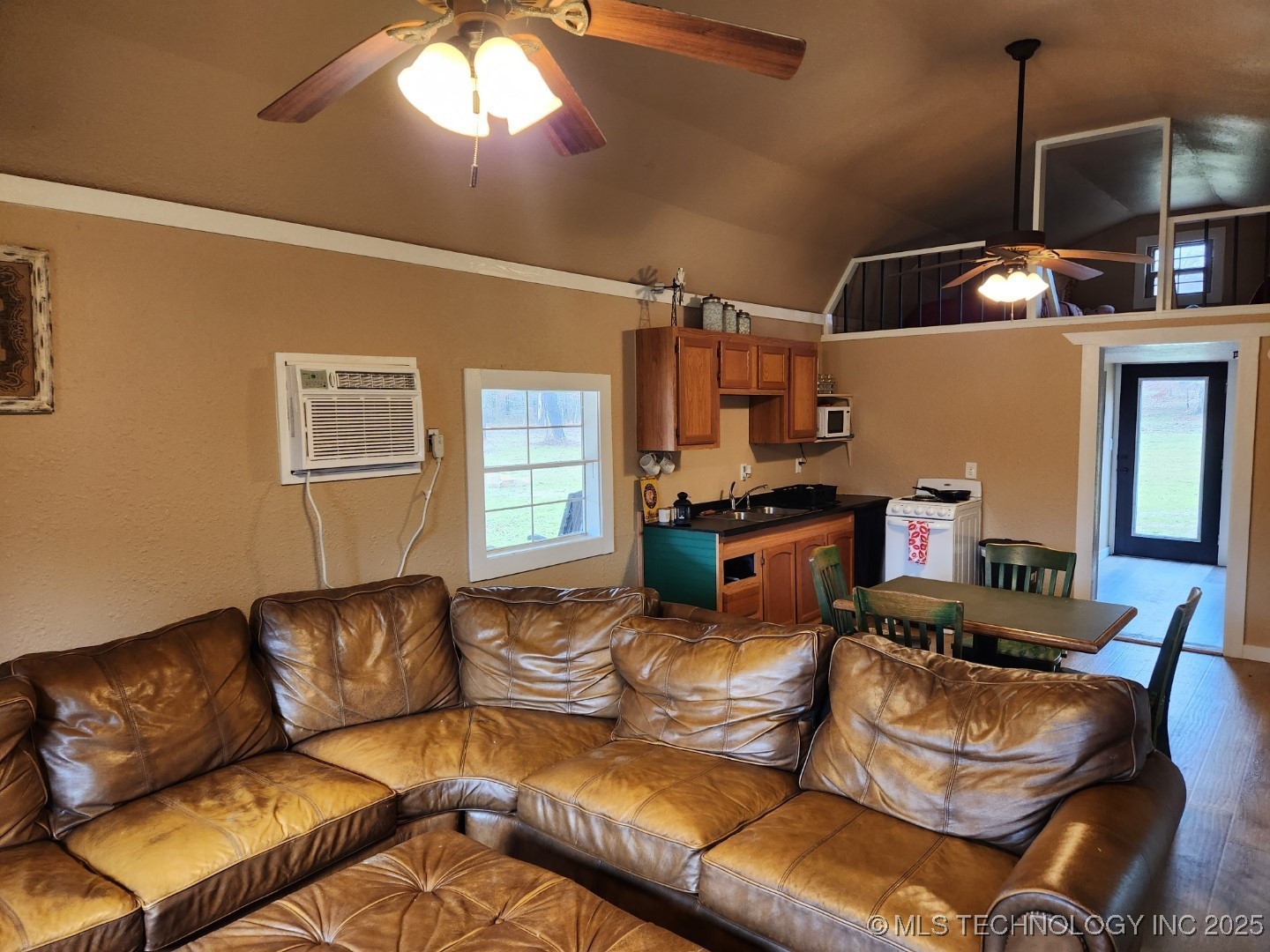 64 N 4180 Road Property Photo 17