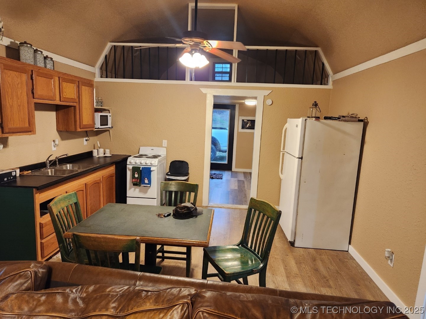64 N 4180 Road Property Photo 28