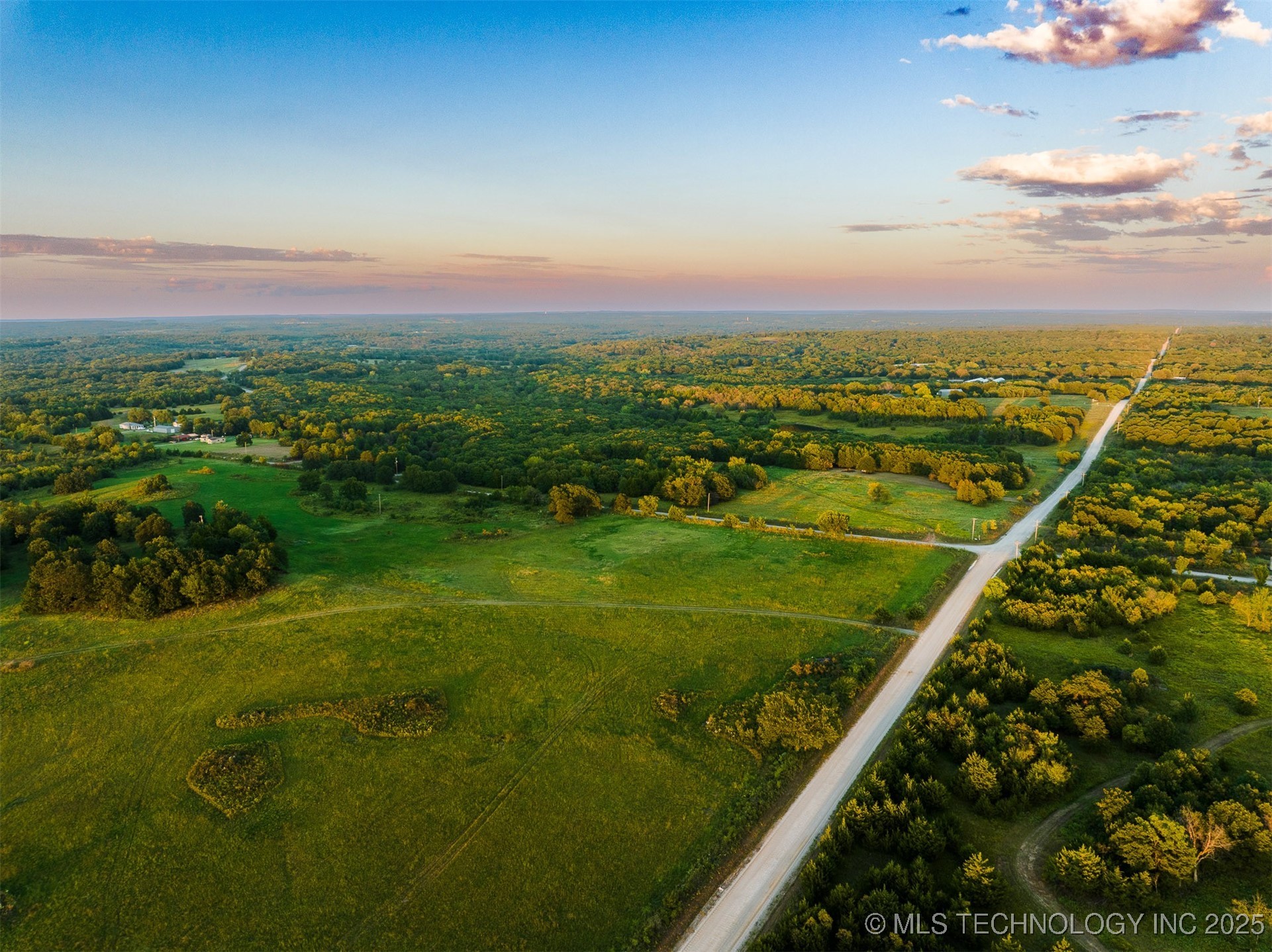 12 E 5800 Road Property Photo